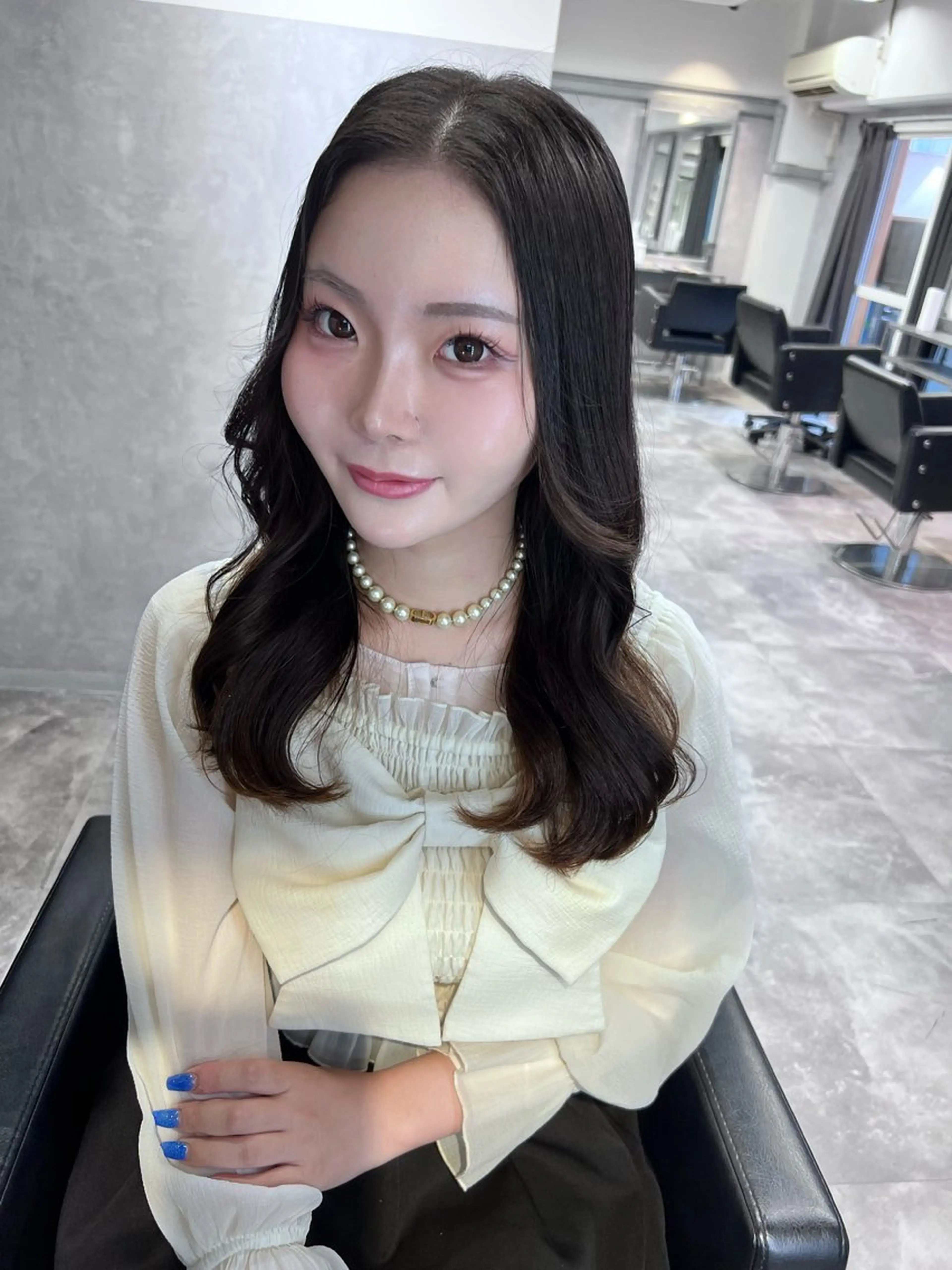 セミロング カット ヘアセット TOMONA👑 透明感カラーレイヤーのヘアスタイル