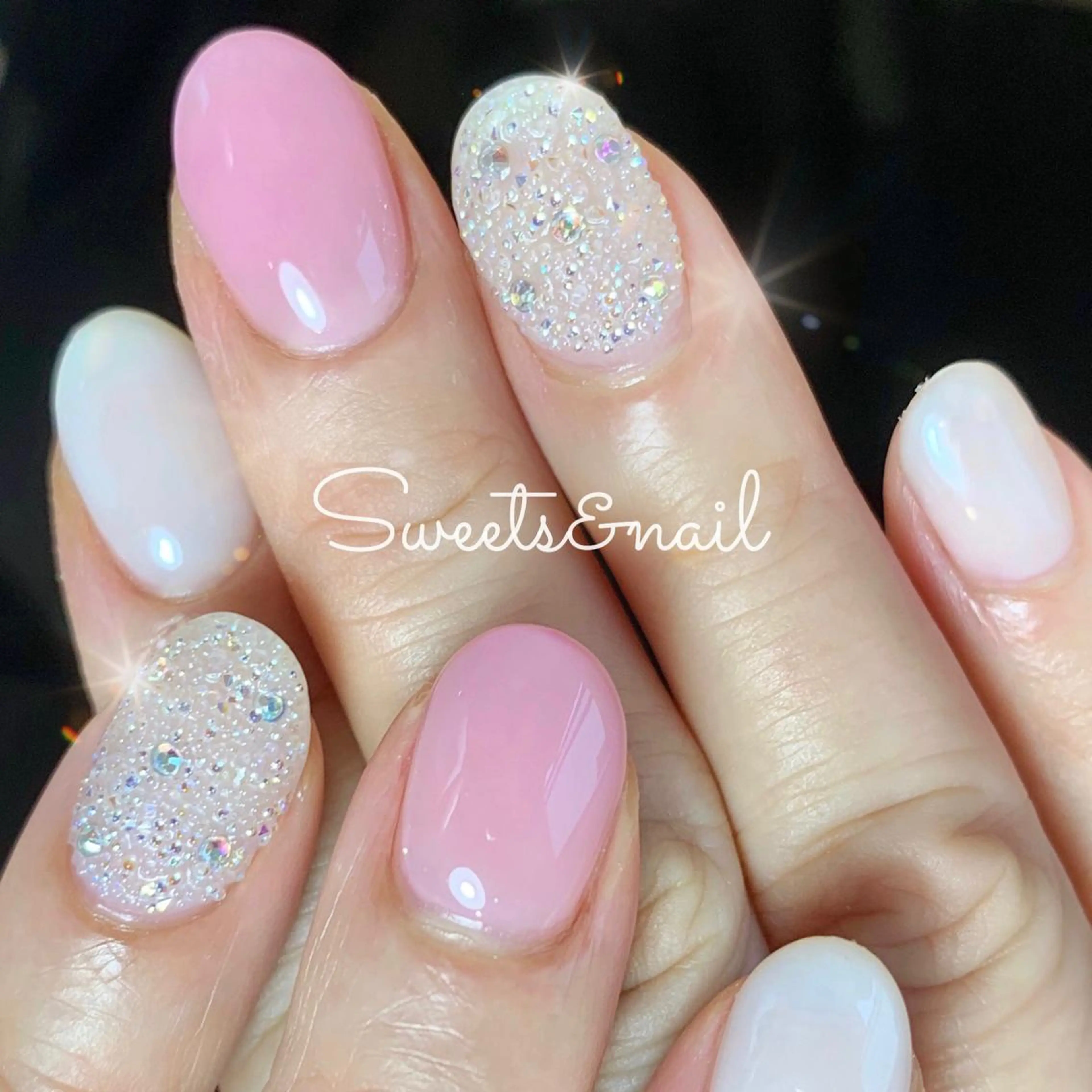 ネイル アートネイル キラキラネイル Sweets &nailのネイルデザイン