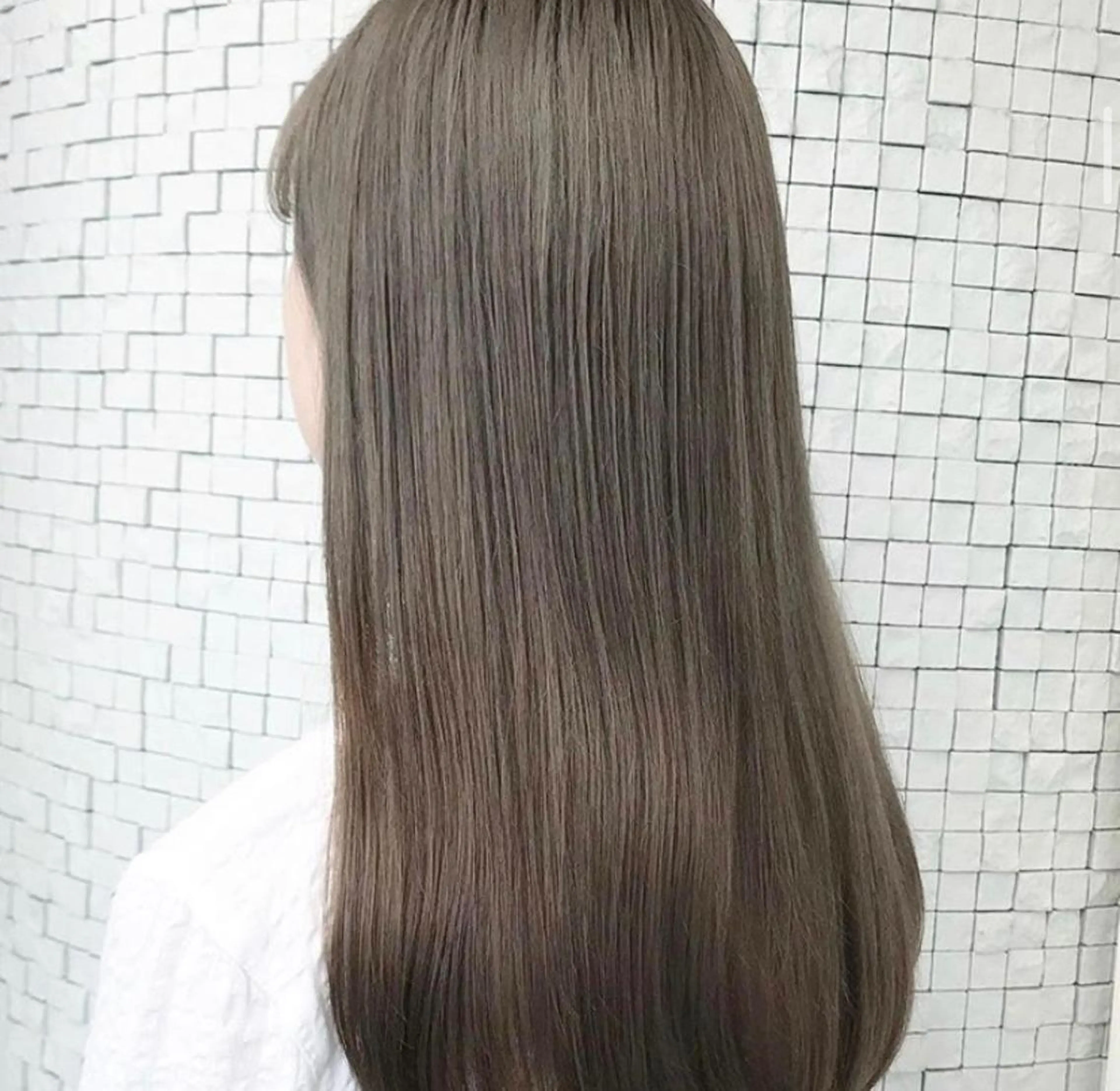 ロング 🦋ミルクティーベー ジュ🦋mayukiのヘアスタイル