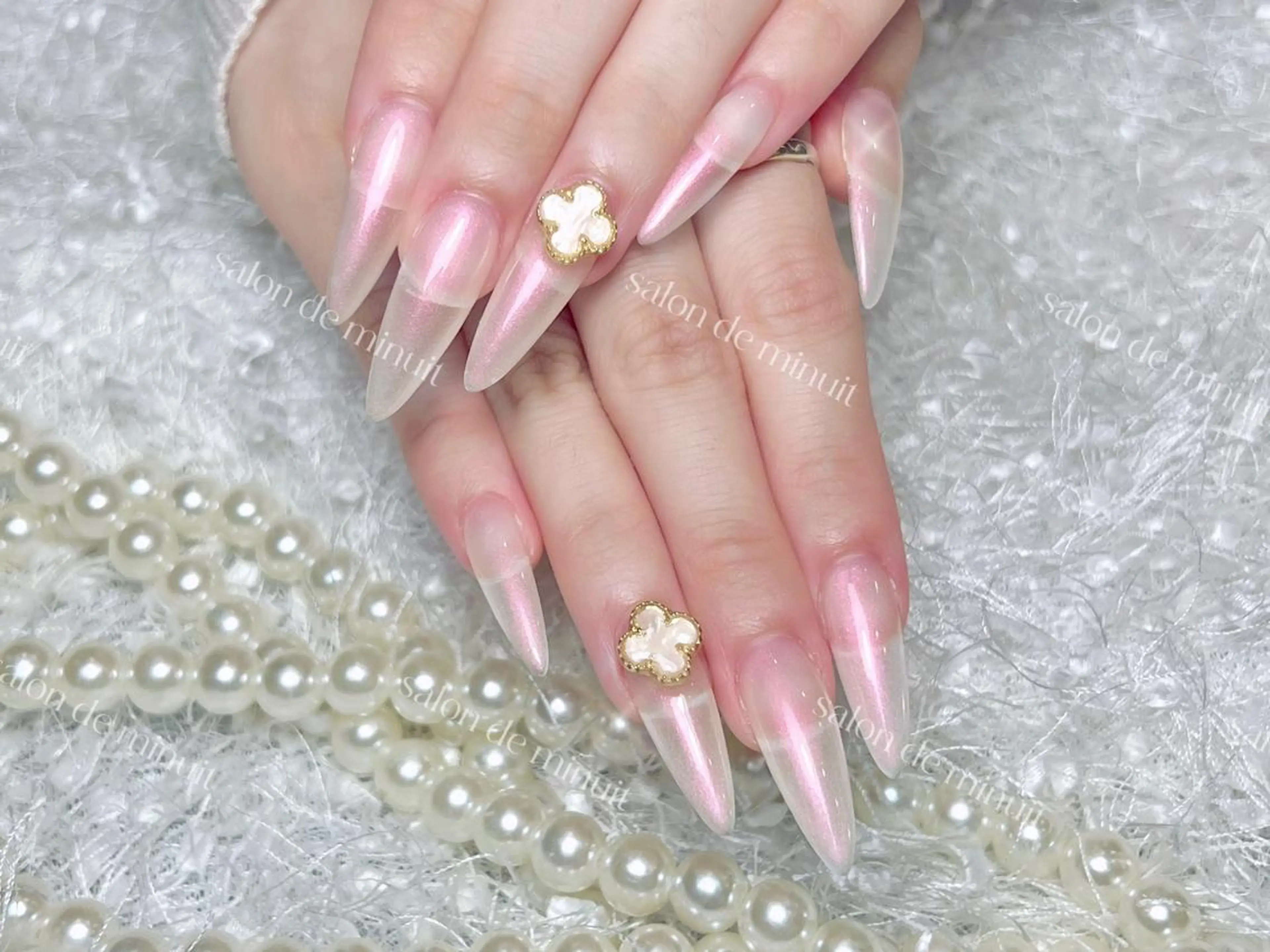 ネイル Una ☀️☀️のネイルデザイン