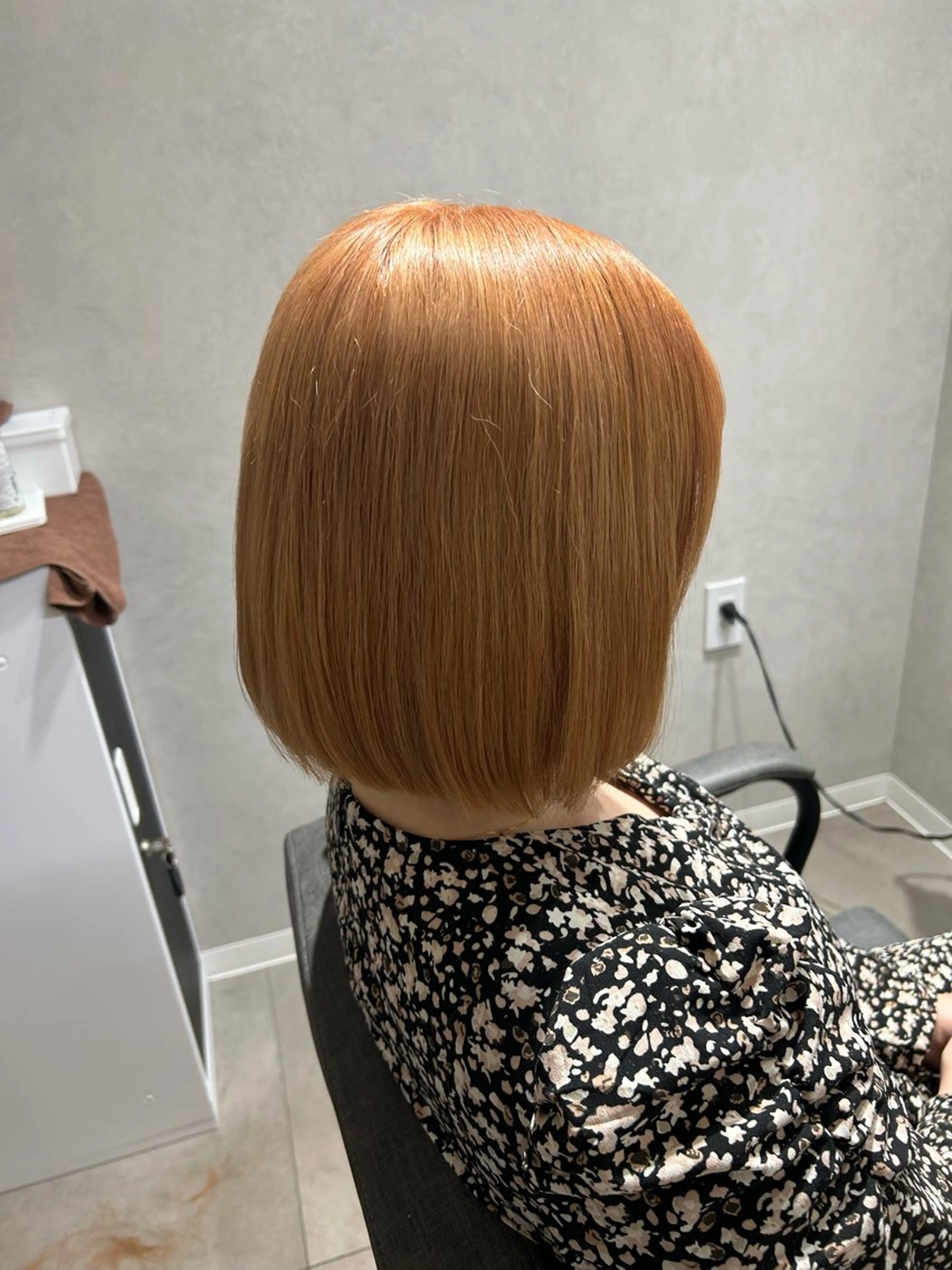 ミディアム カット ヘアカラー VIE.ORNER 土気🍀小岩井樹のヘアスタイル
