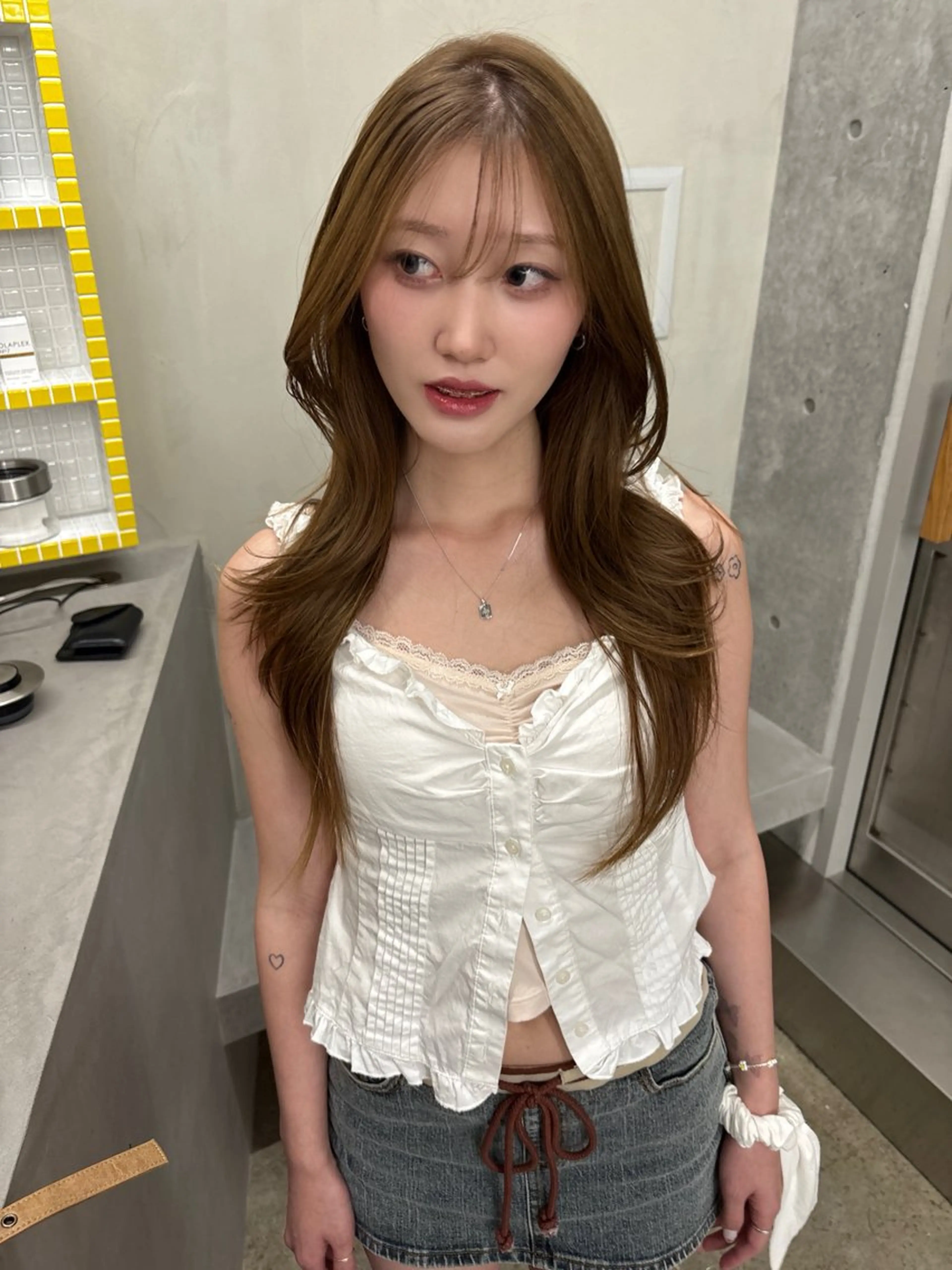 ロング カラー ベージュカラー ブリーチ カット ヘアカラー yuuna/ レイヤーカット🎀のヘアスタイル