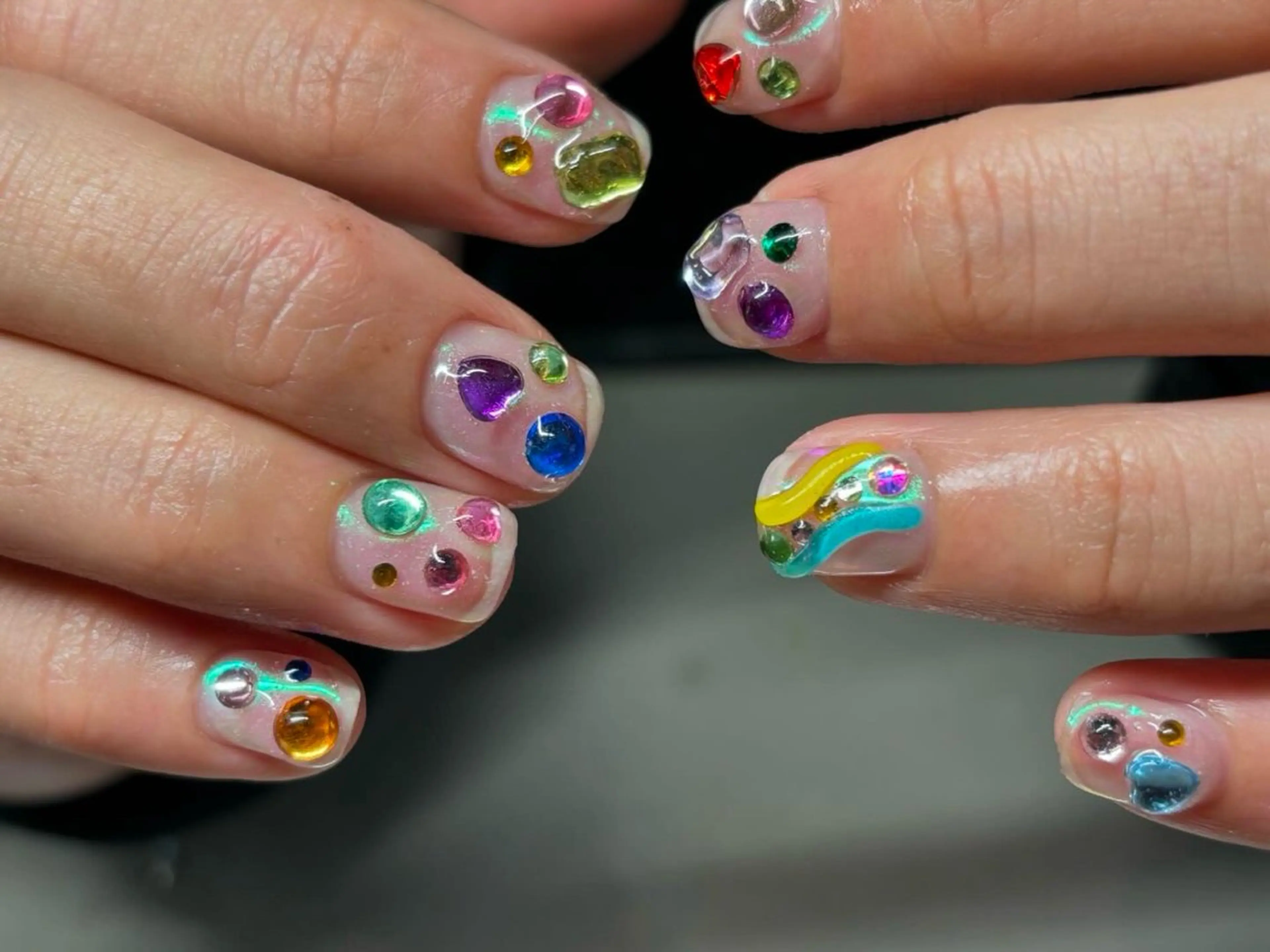 ネイル ハンドネイル NICO nail中野所属・辻 果楠のネイルデザイン