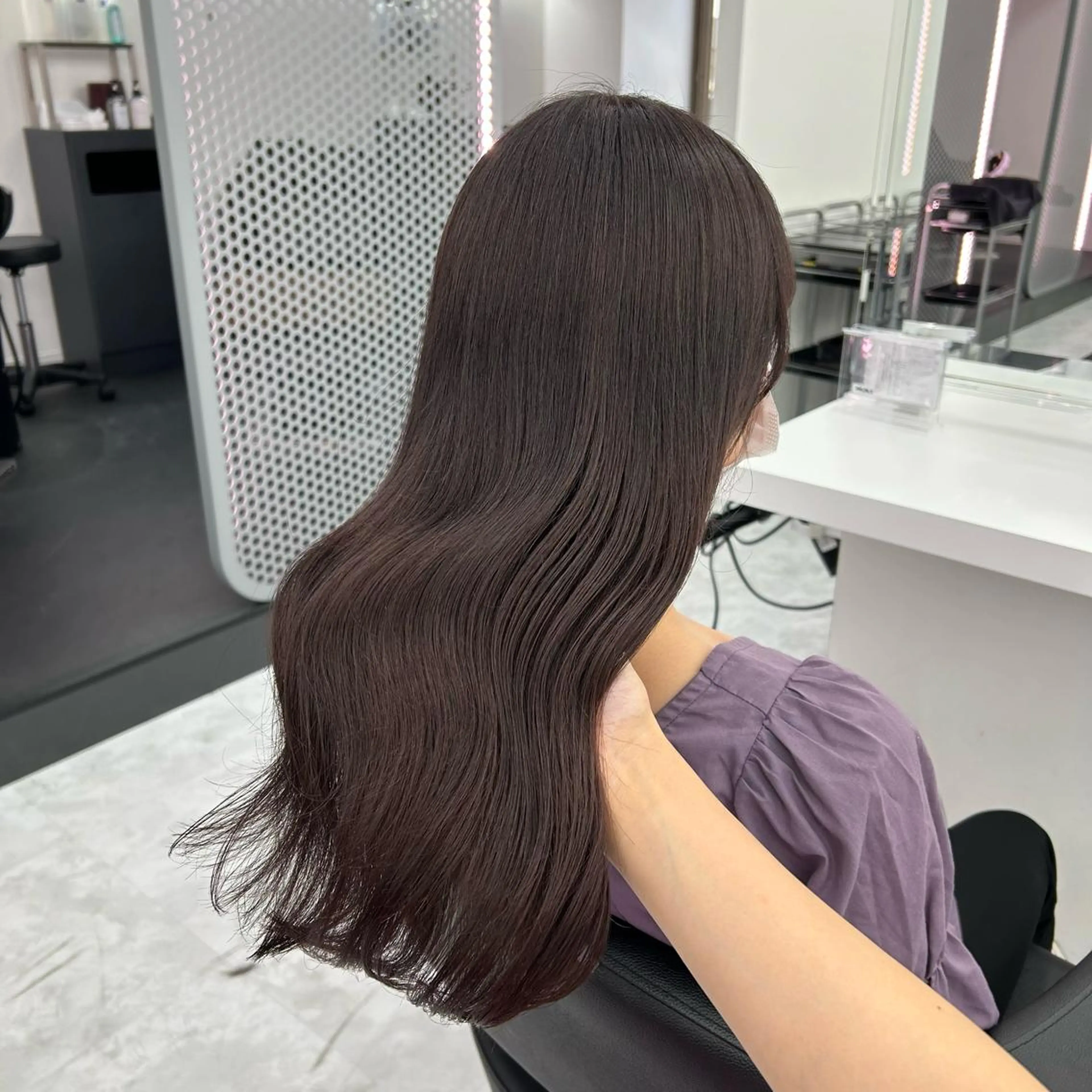 セミロング カラー ヘアアレンジ カット ヘアカラー GOTODAY shair salon 横浜mare店所属・透明感抜群カラー mai🍑♡のヘアスタイル