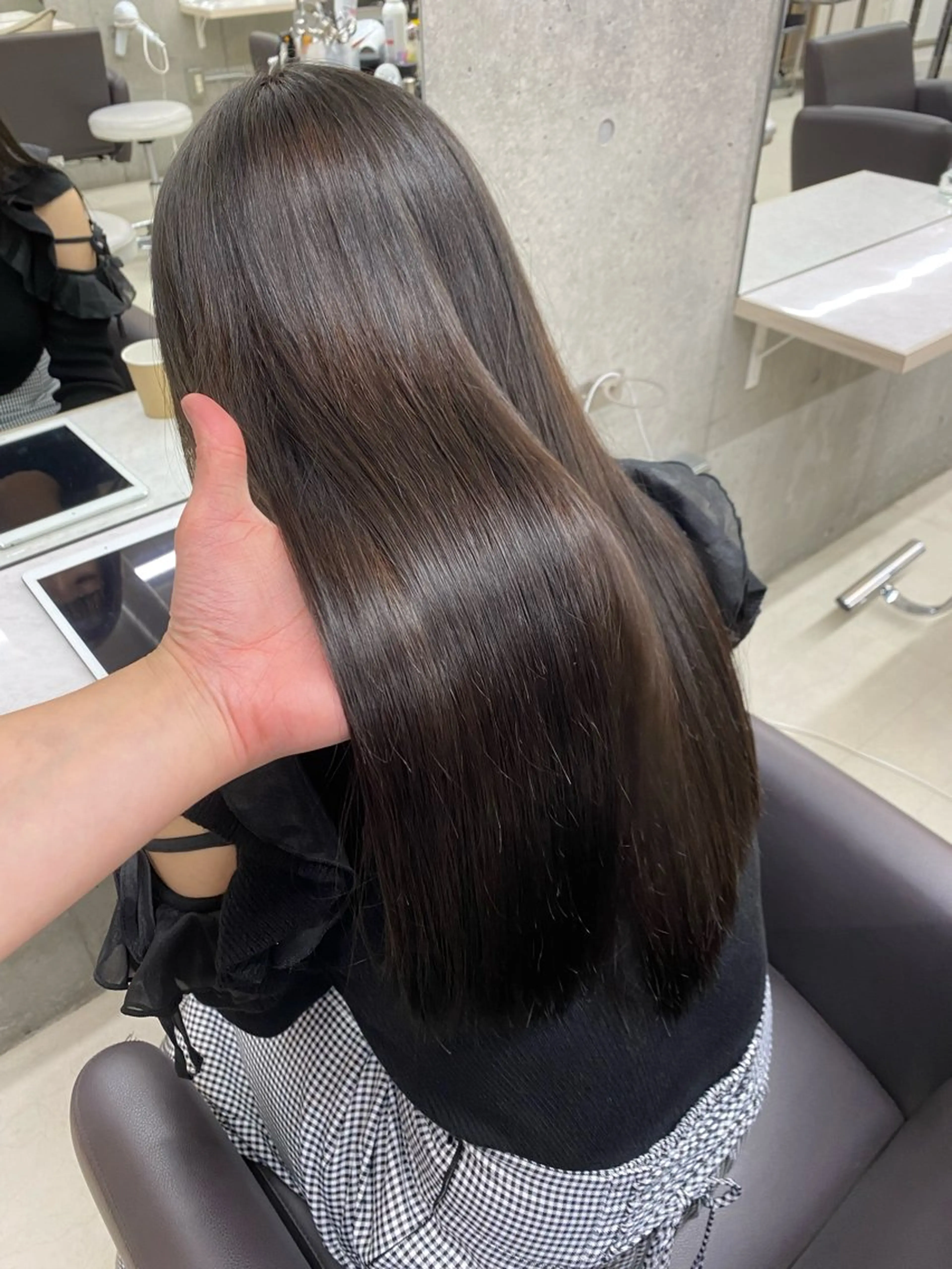 ロング カラー ベージュカラー Clore所属・うる艶ヘア♡韓国好き 透明感　shotaのヘアスタイル