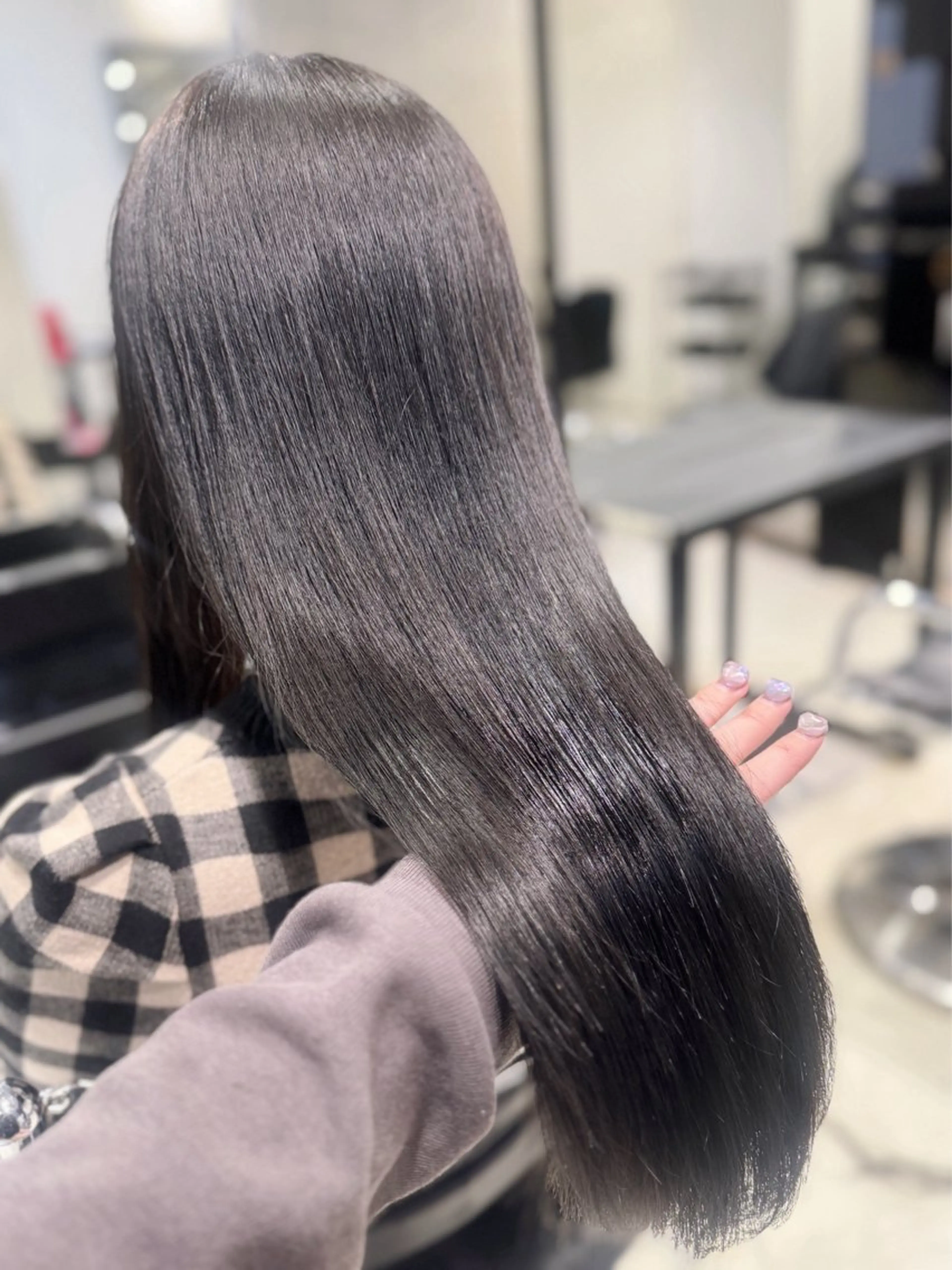 ミディアム カラー パーマ カット ヘアカラー トリートメント ヘッドスパ 透明感/オリーブ/ グレージュ/YUKAのヘアスタイル