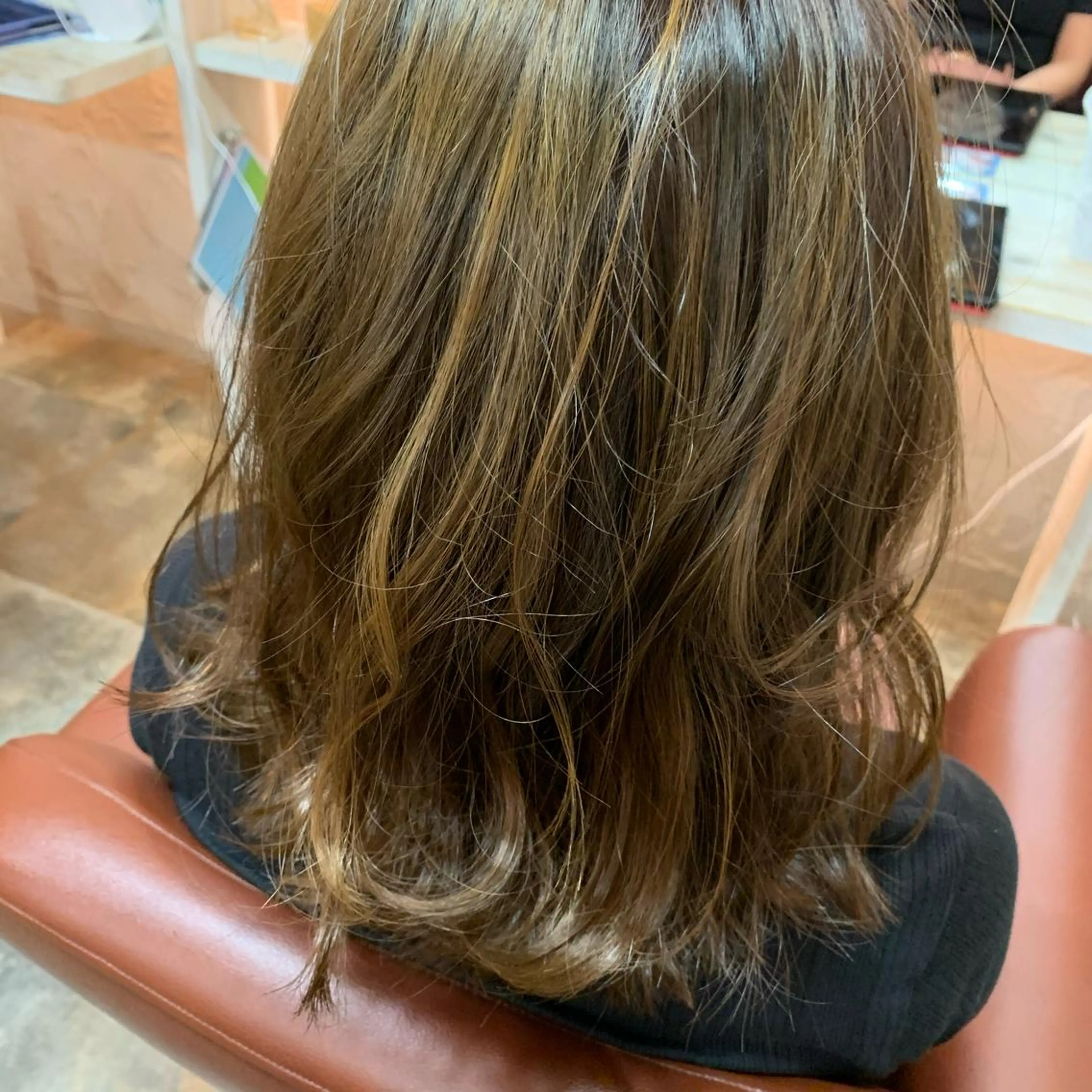 セミロング ハイライト mono.所属・南茨/ヘッドスパ /カット/momoのヘアスタイル