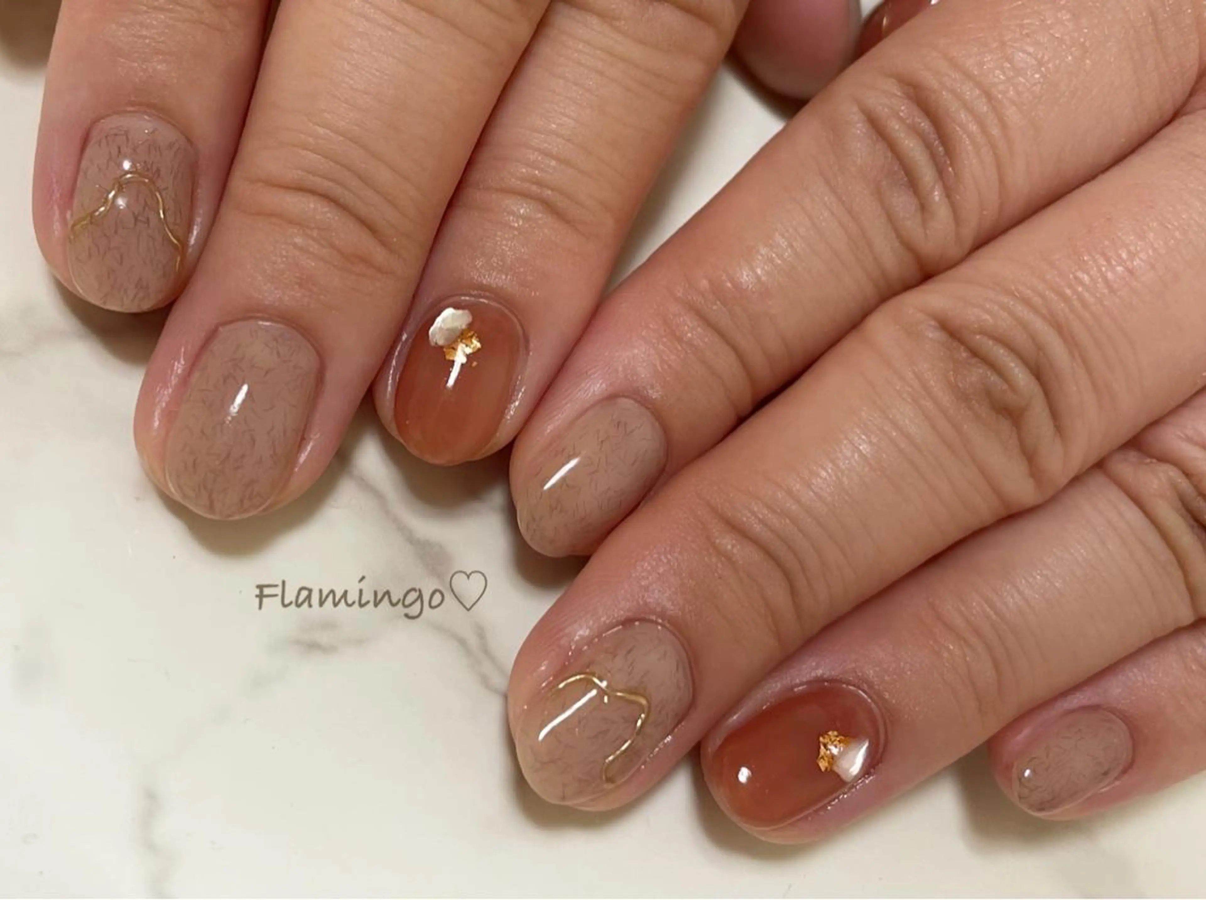 ネイル ジェルネイル ミラーネイル シンプルネイル 冬ネイル シンプル／上品／爪育 ☺︎Flamingoのネイルデザイン