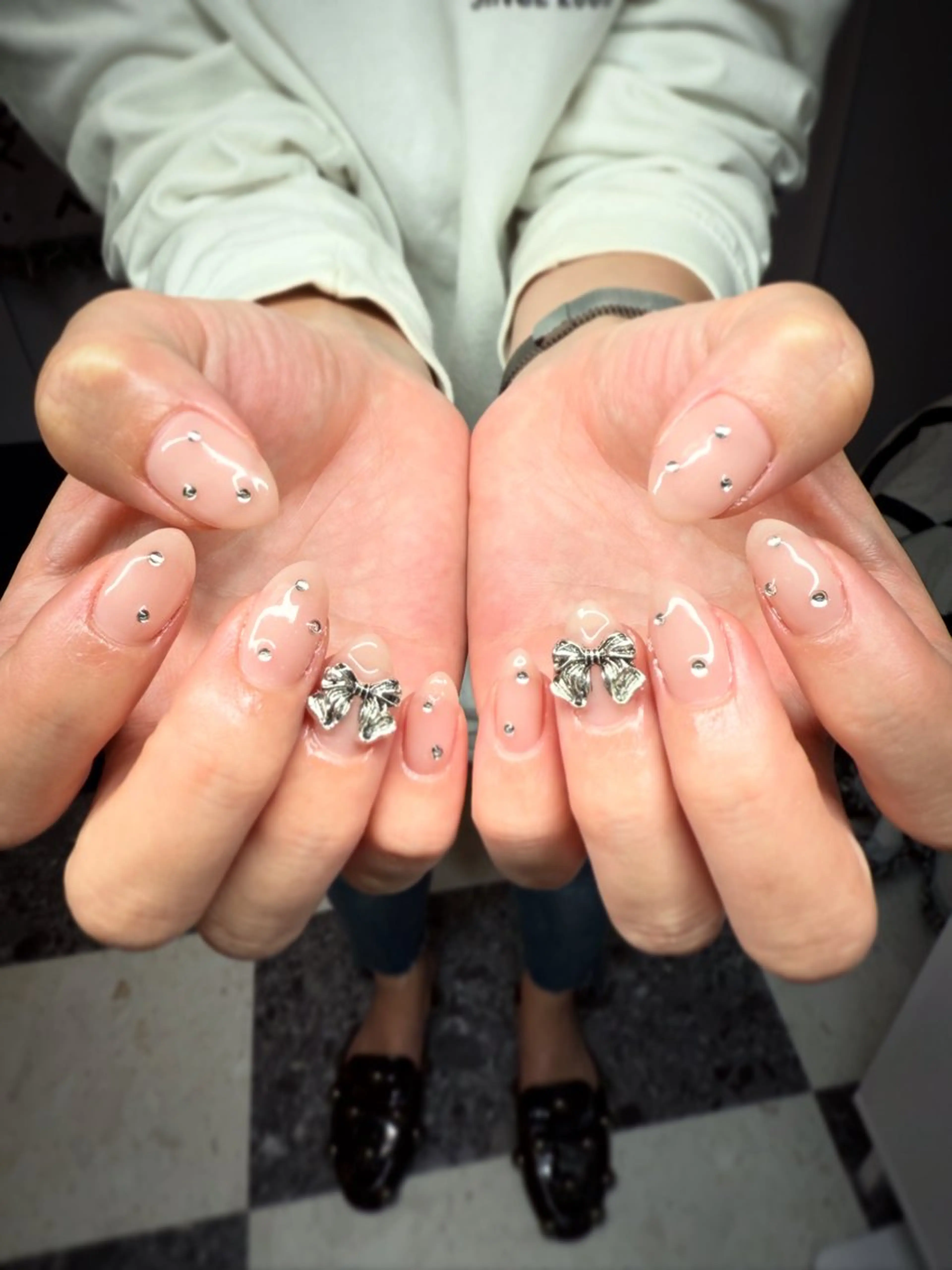 ネイル キラキラネイル オフィスネイル シンプルネイル ハンドネイル posa nail モエミのネイルデザイン