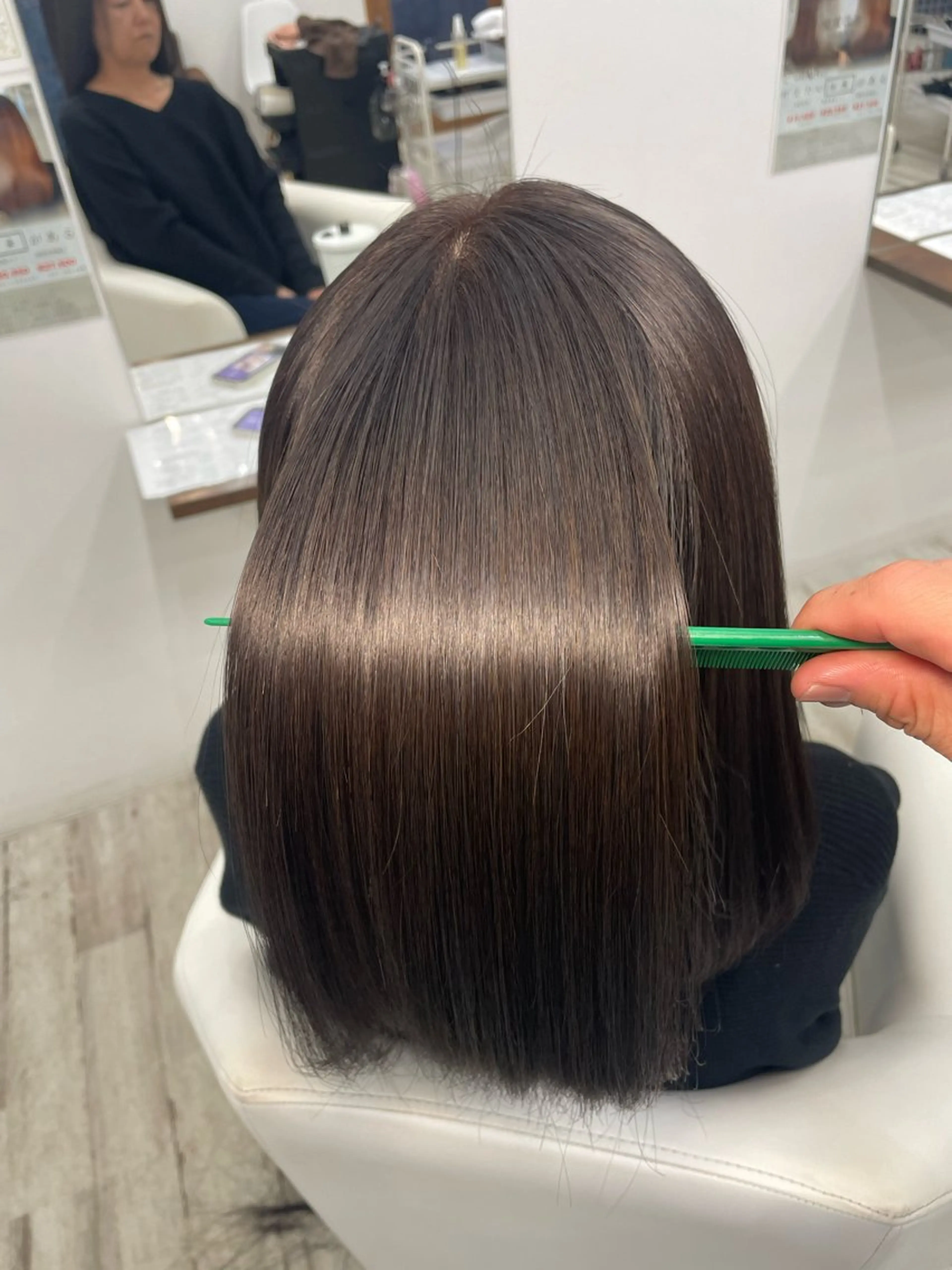 ミディアム カット 縮毛矯正 トリートメント SHO担当髪質改善 東加古川アーティブのヘアスタイル