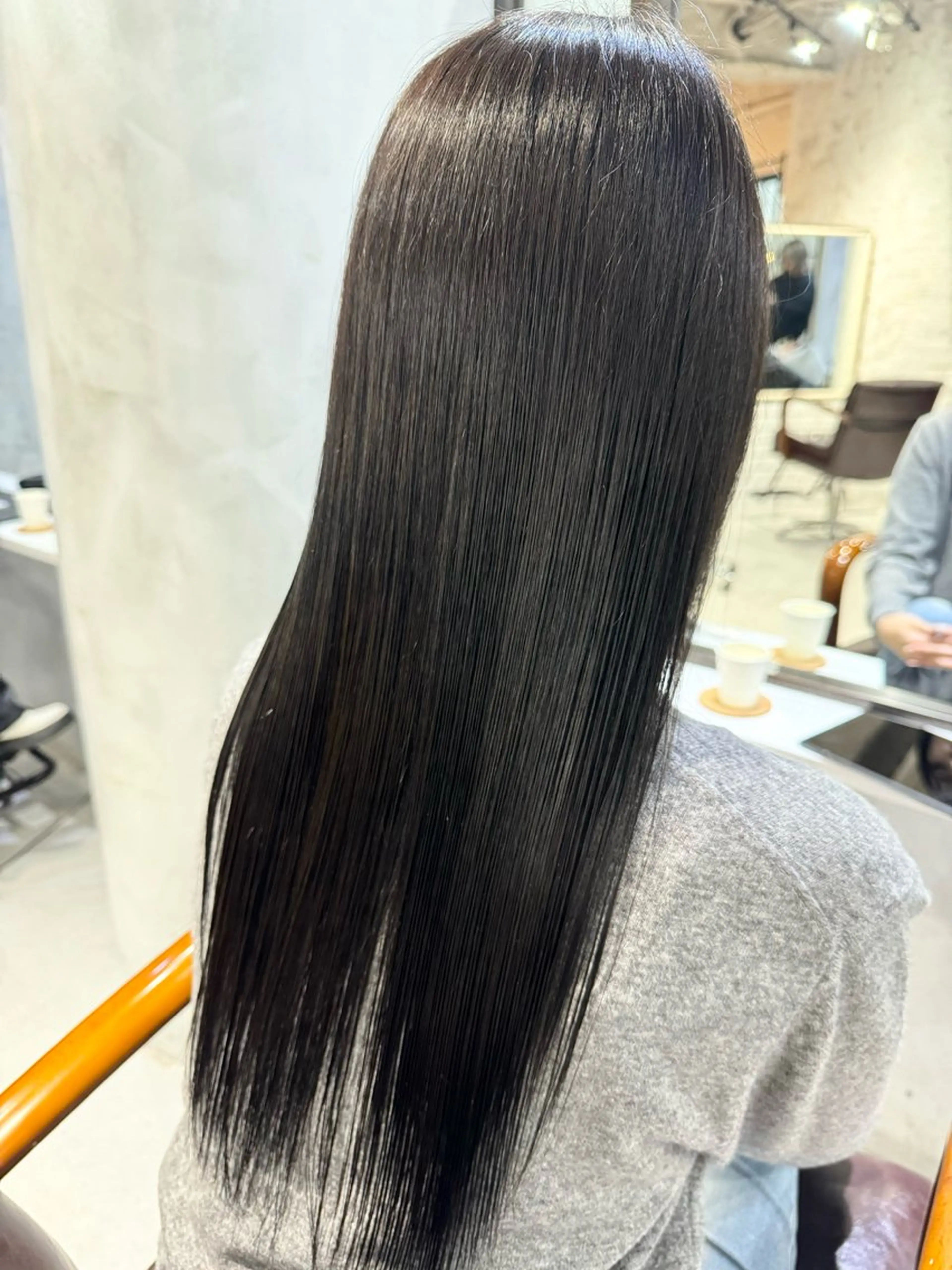 ミディアム カラー 髪質改善/縮毛矯正/ 艶髪/春山良太のヘアスタイル