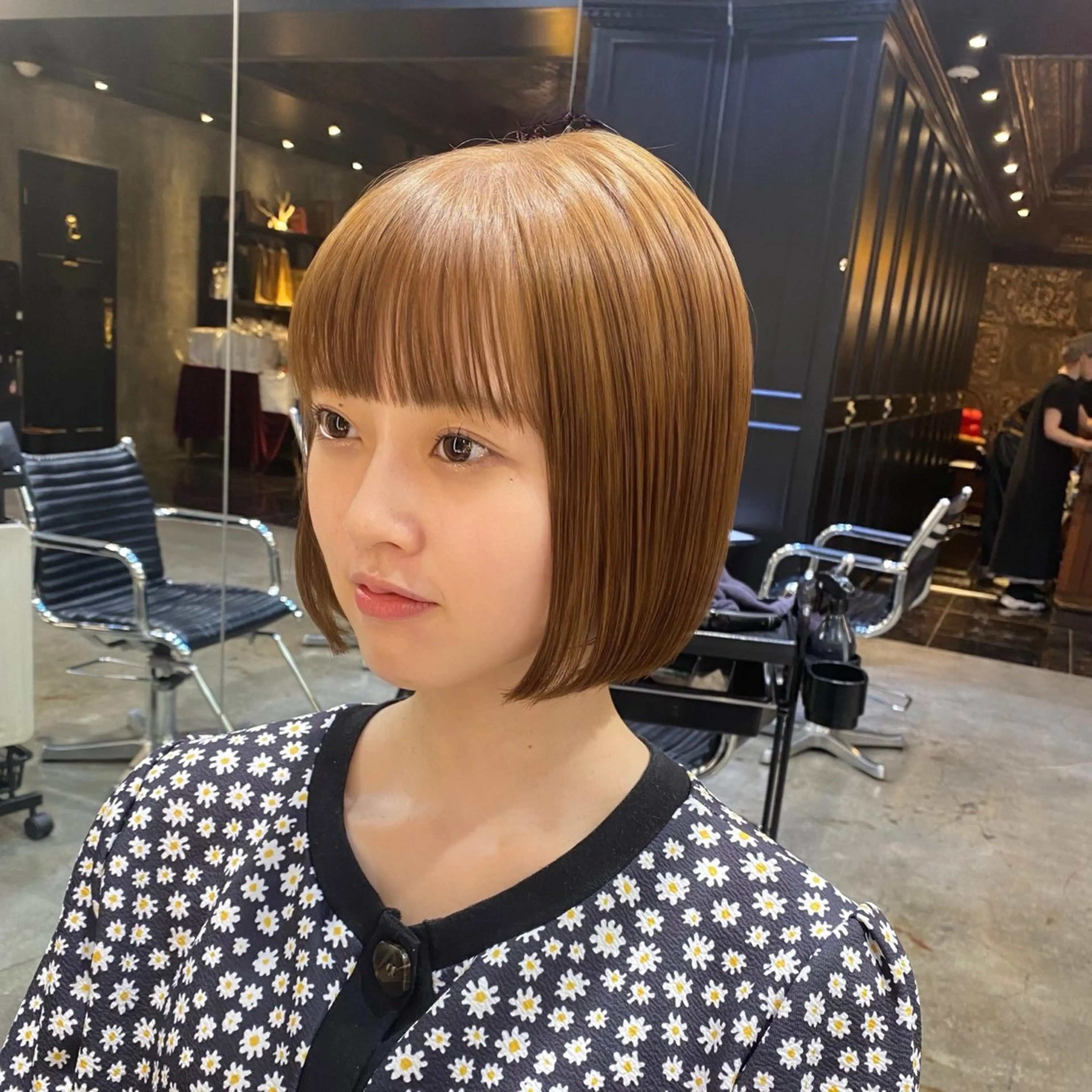 ショート カラー ブラウンカラー ナチュラルブラウン ボブ カット ヘアカラー ブリーチなしダブル カラー🧸🐺陽介のヘアスタイル