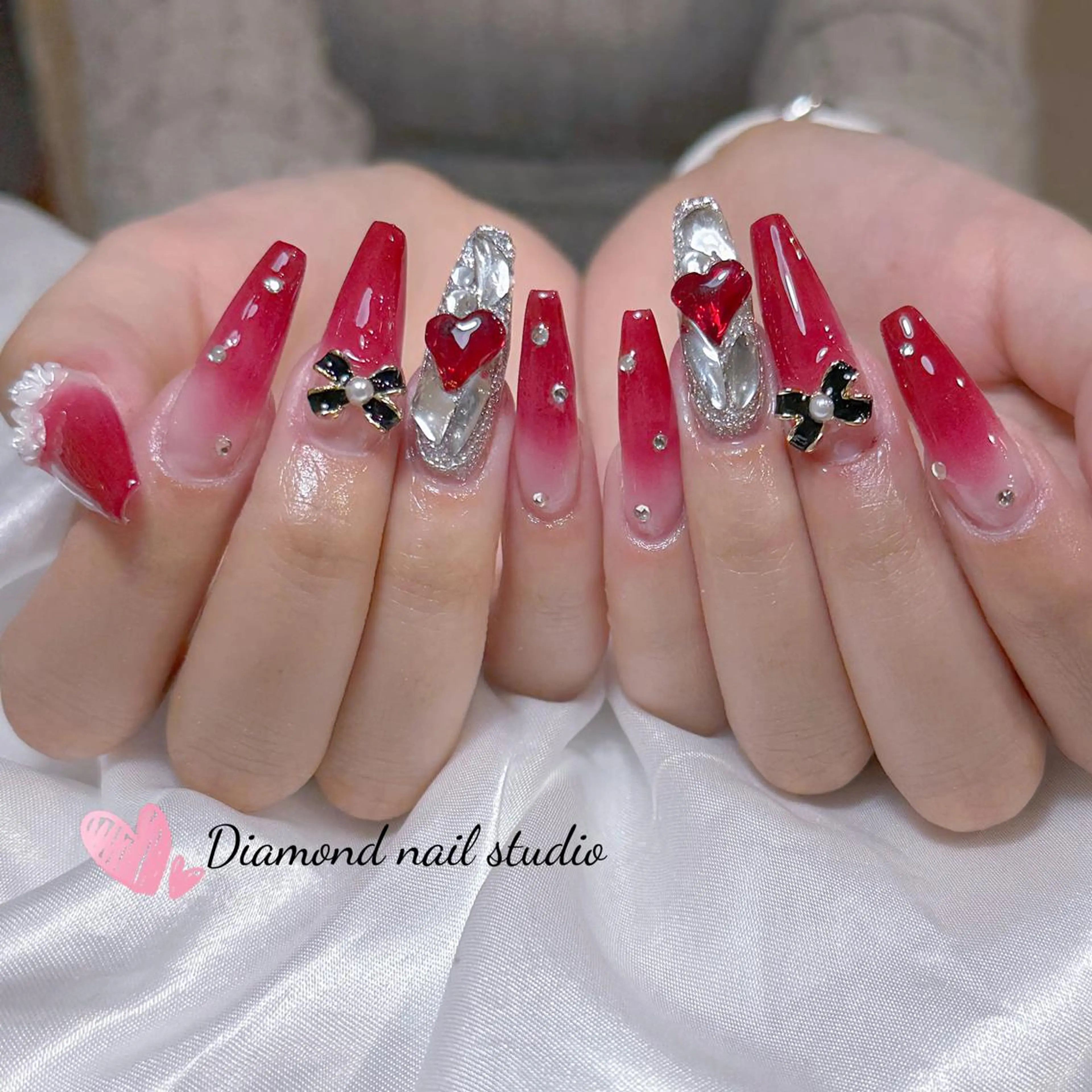 ネイル Diamond 🧚🏻♀️のネイルデザイン