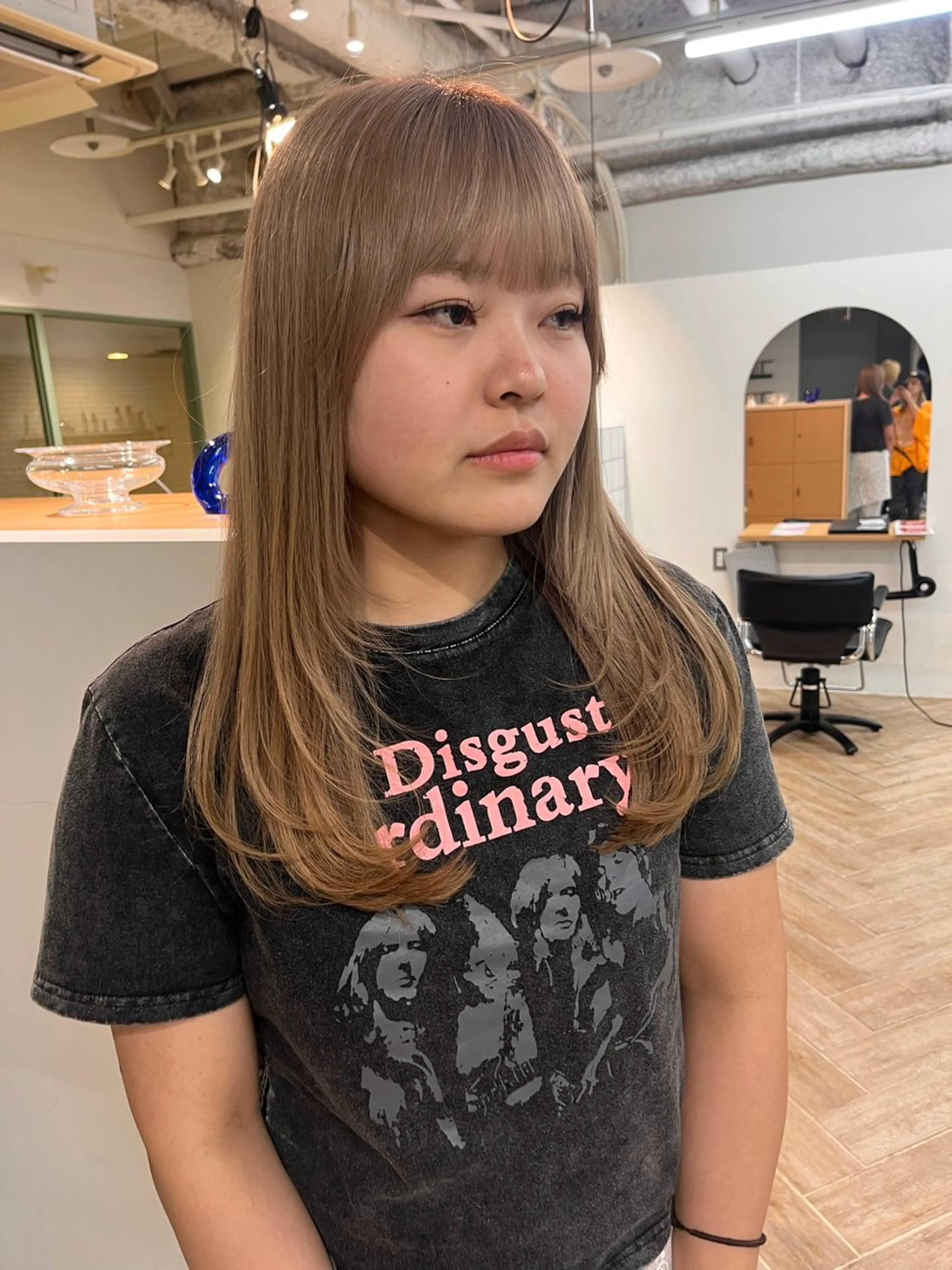 ロング 顔まわりレイヤー 顔周りカット レイヤーカット LUVISM 万代店所属・LUVISM 佐藤 里咲のヘアスタイル
