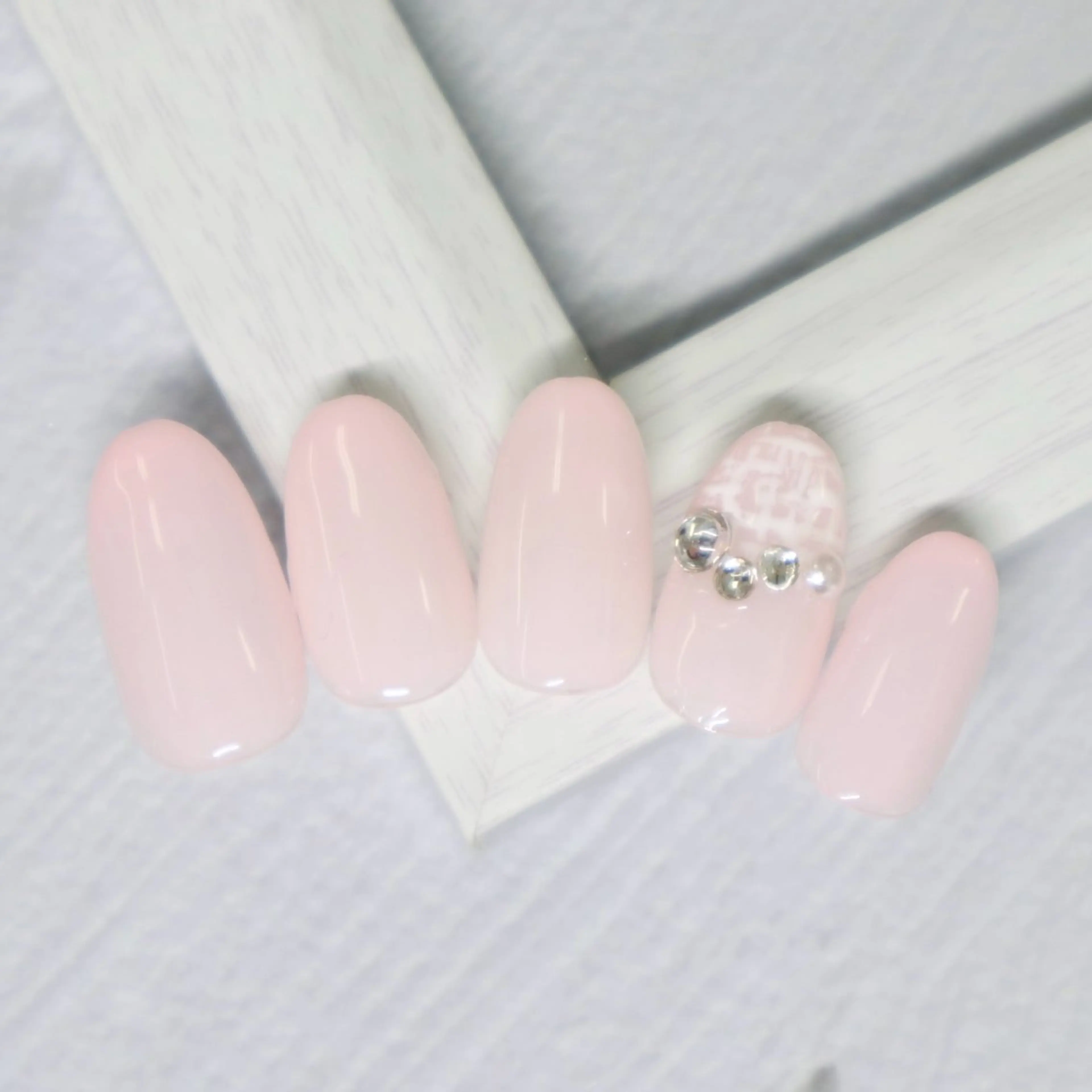 ネイル L‘ねいる 江坂店 エルネイルエサカテンのネイルデザイン