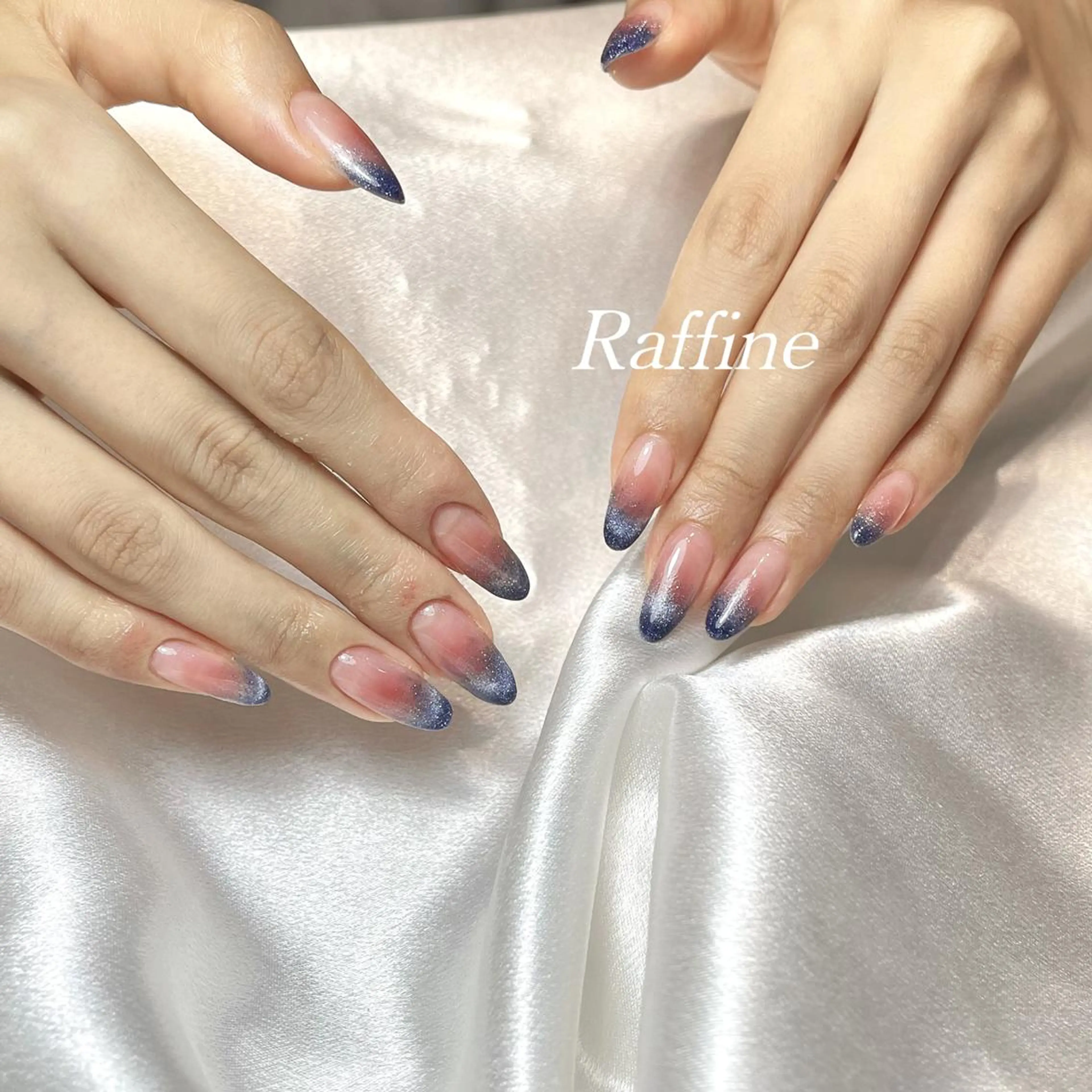 ネイル RAFFINE 月🦋🩵のネイルデザイン