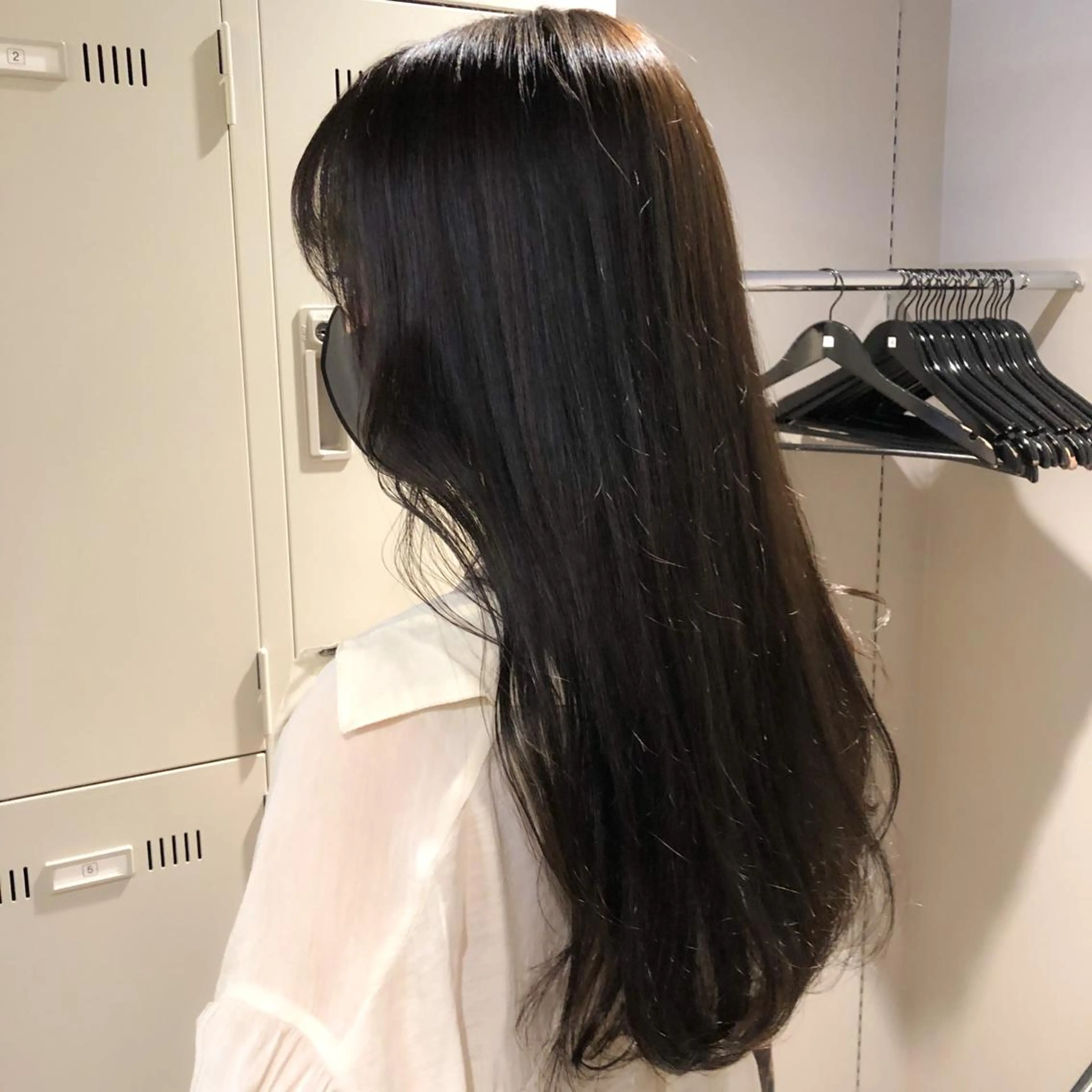 ロング カラー カット ヘアカラー 🌈ハイトーン×暗髪 🦄TAKUMI🦄のヘアスタイル