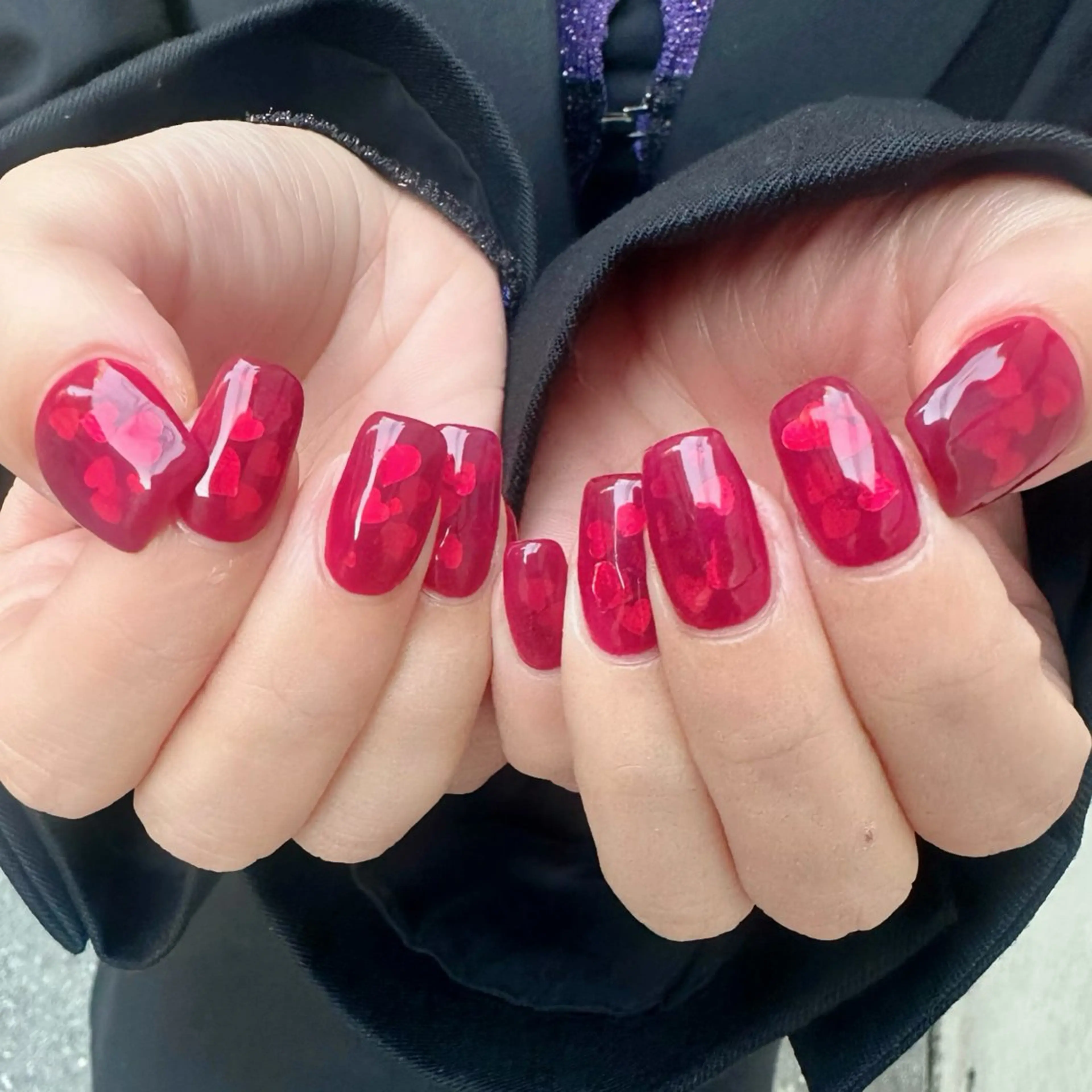 ネイル ハート 氷ネイル・うるうるネイル 韓国ネイル ニュアンスネイル 赤色 🪞KAPE NAIL 🪞のネイルデザイン