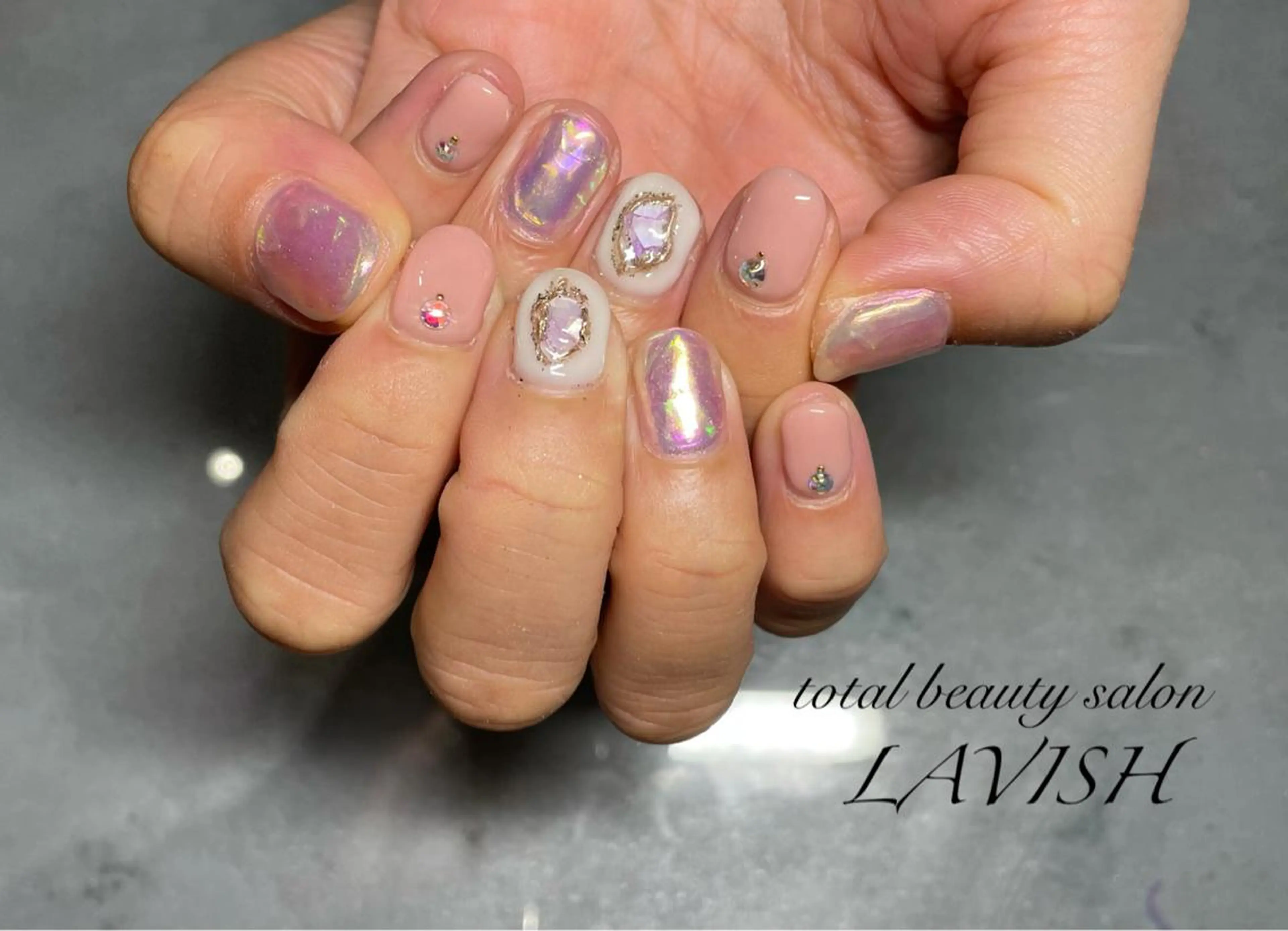 ネイル LAVISH nail salonのネイルデザイン