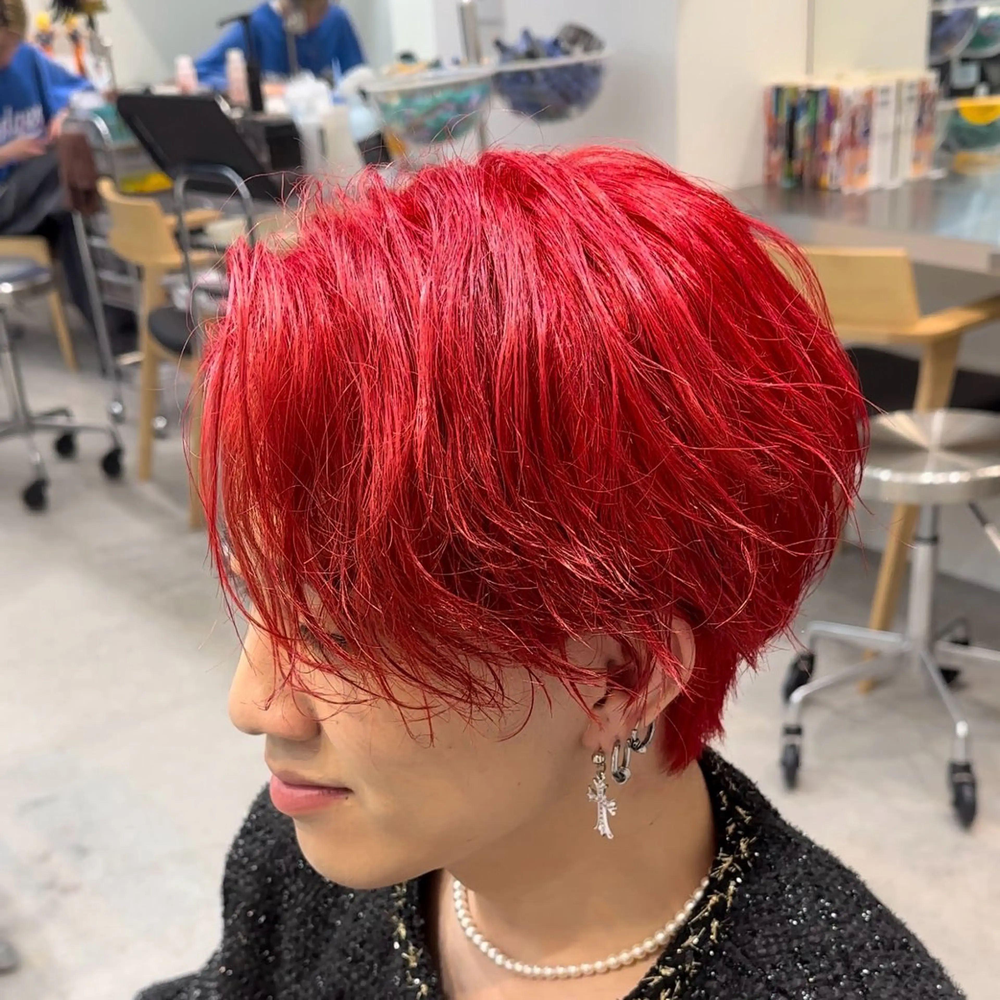 カラー メンズ メンズブリーチ メンズ韓国風 ブリーチ レッドカラー ヘアカラー 当日予約⭕️ fifth渋谷太田のヘアスタイル