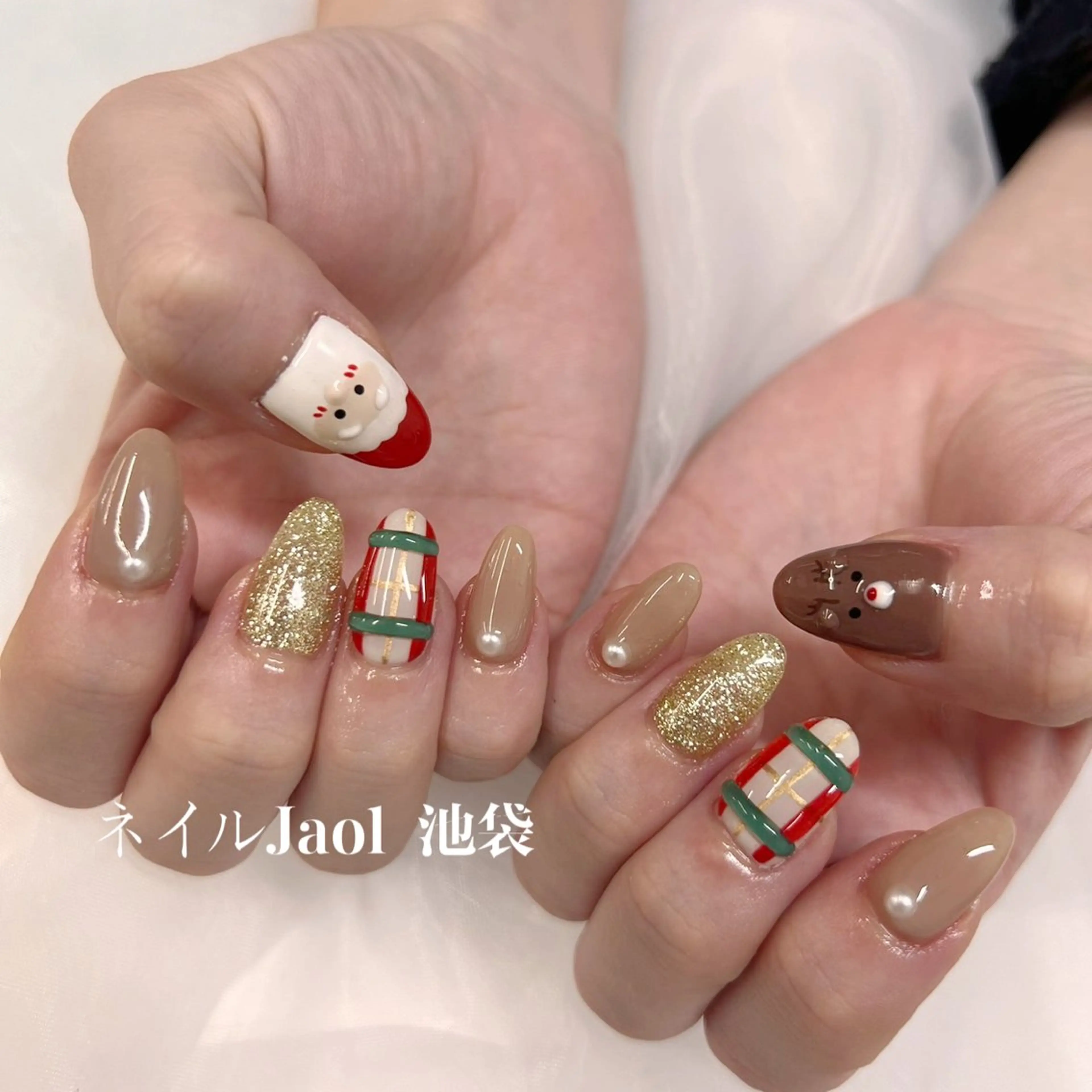 セミロング クリスマス ハンドネイル nail jaol池袋店所属・ネイルJaol 池袋のネイルデザイン