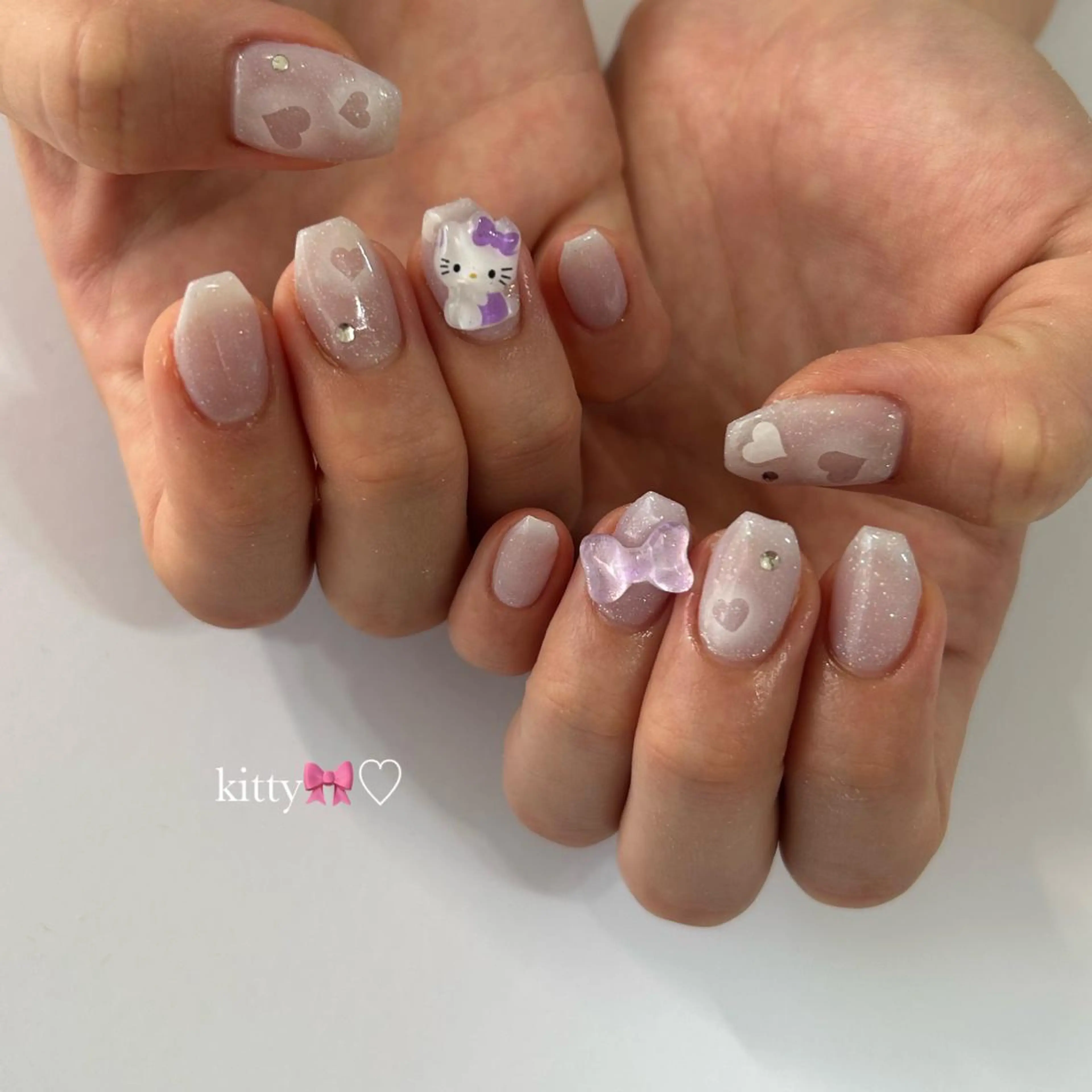 ネイル ハンドネイル ViViA momokaのネイルデザイン