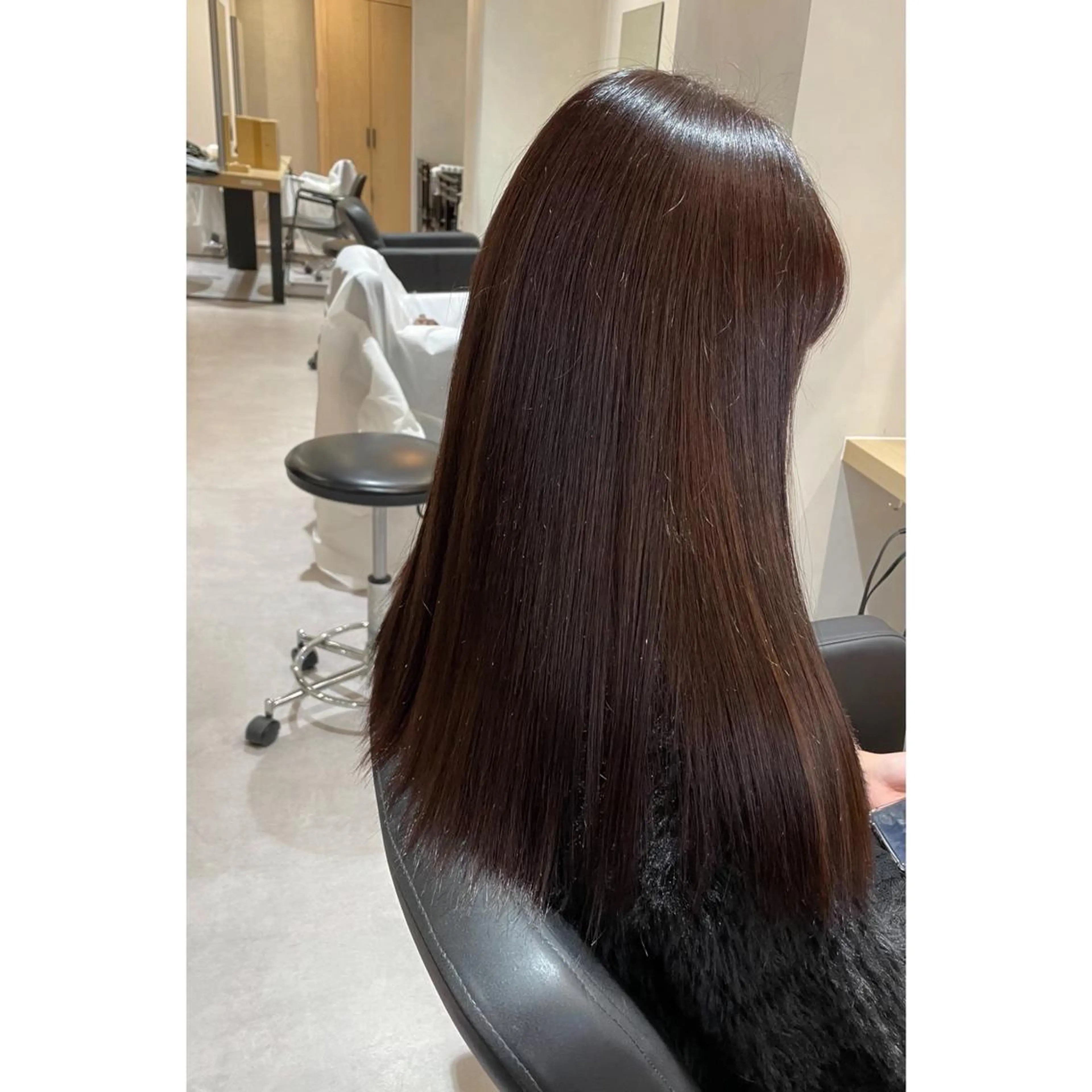 セミロング カラー ブラウンカラー ピンクカラー BONDSTORY 本店所属・メンズカット 👦🏻小出彩水のヘアスタイル
