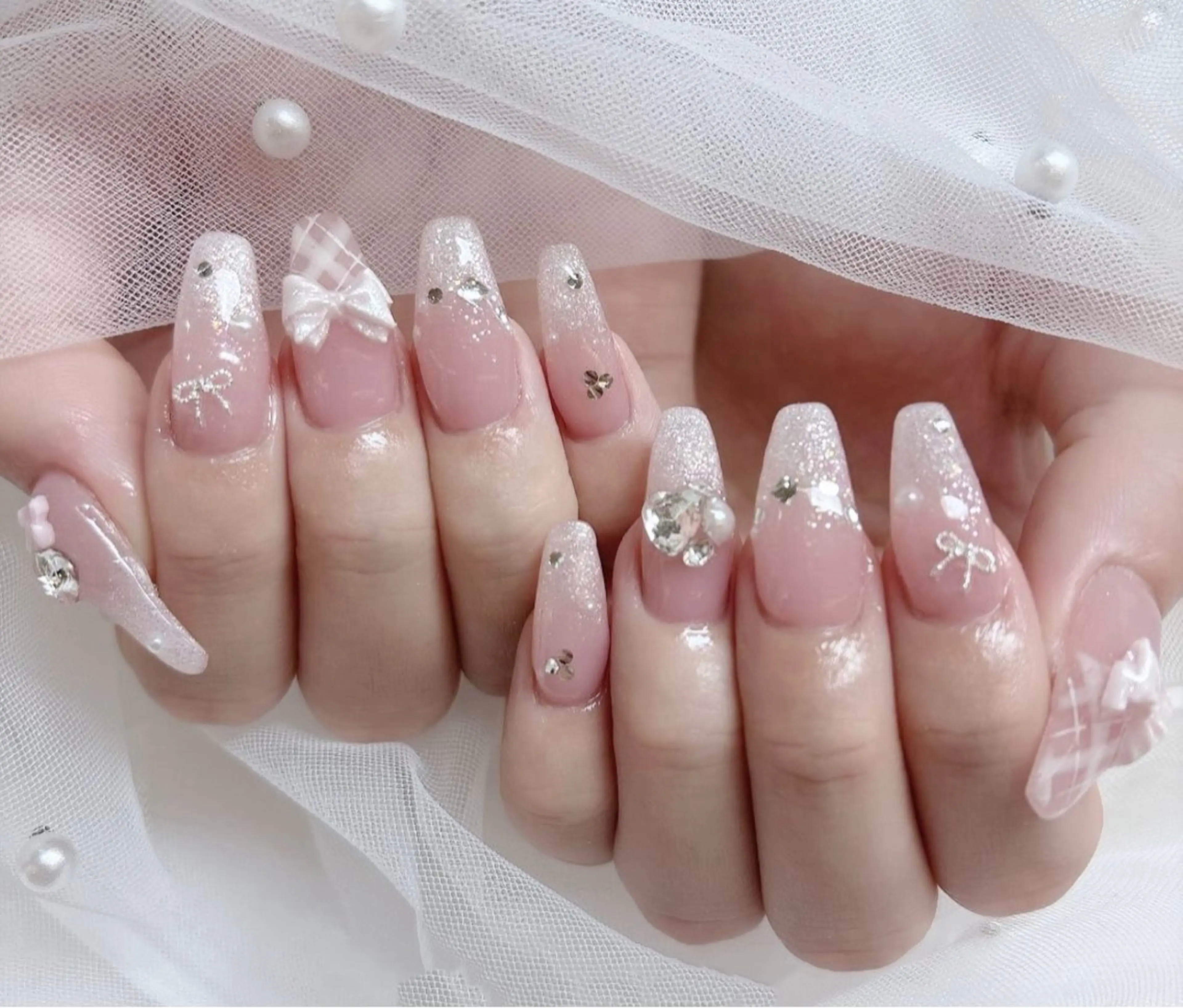ネイル 長さ出し フットネイル フレンチネイル ジェルネイル ガラスフレンチ ハンドネイル Mimo beau ty   salonのネイルデザイン