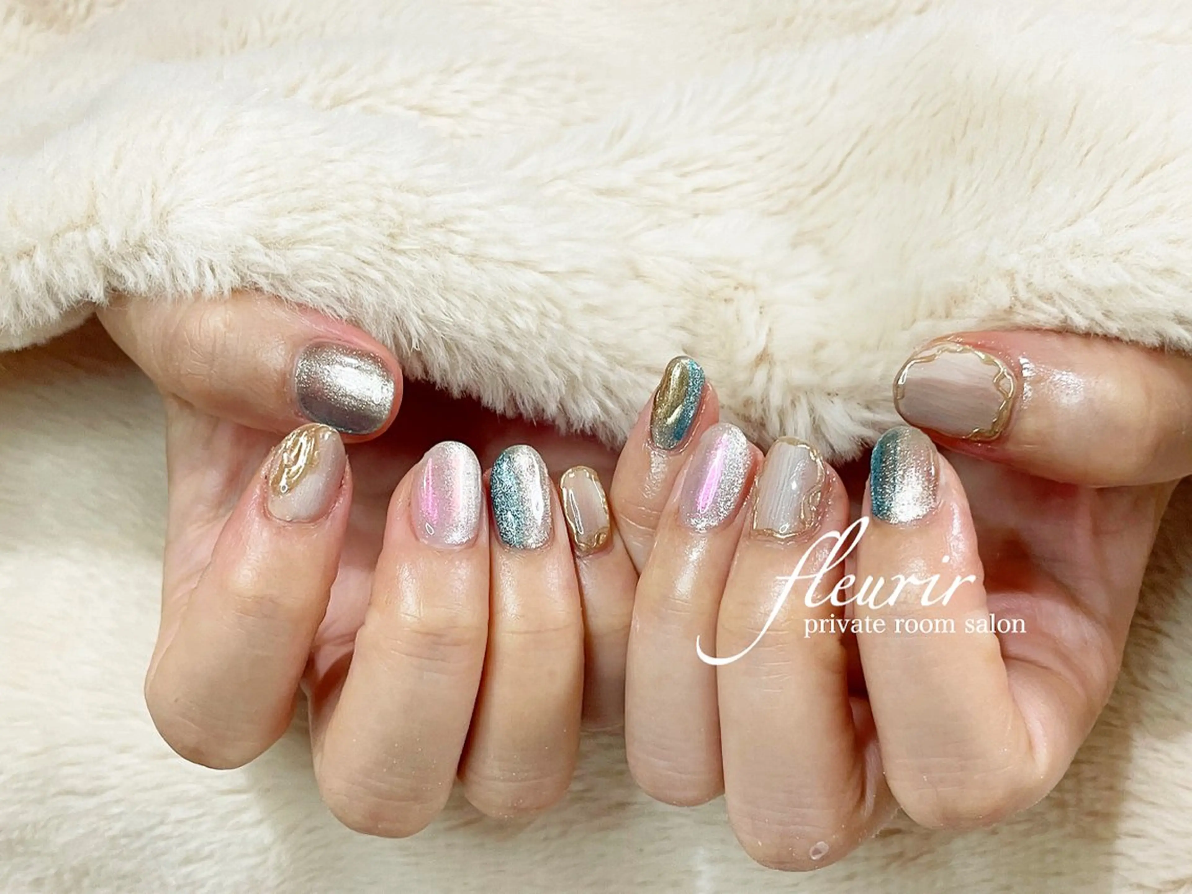 ネイル アートネイル オーロラネイル ブルー キラキラネイル マグネットネイル フルリール 【プライベートサロンのネイルデザイン