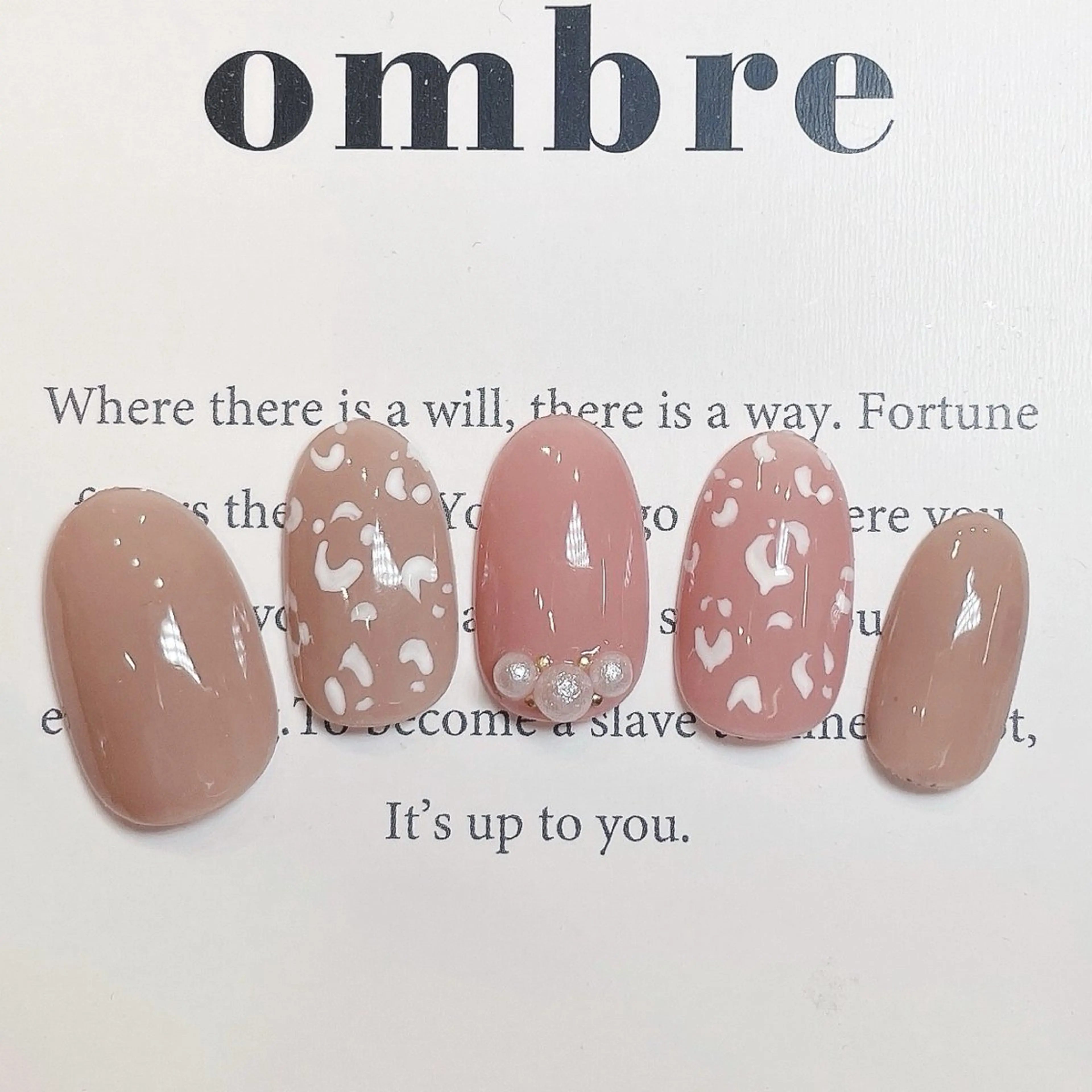 ネイル Aube Nail 佐藤のネイルデザイン