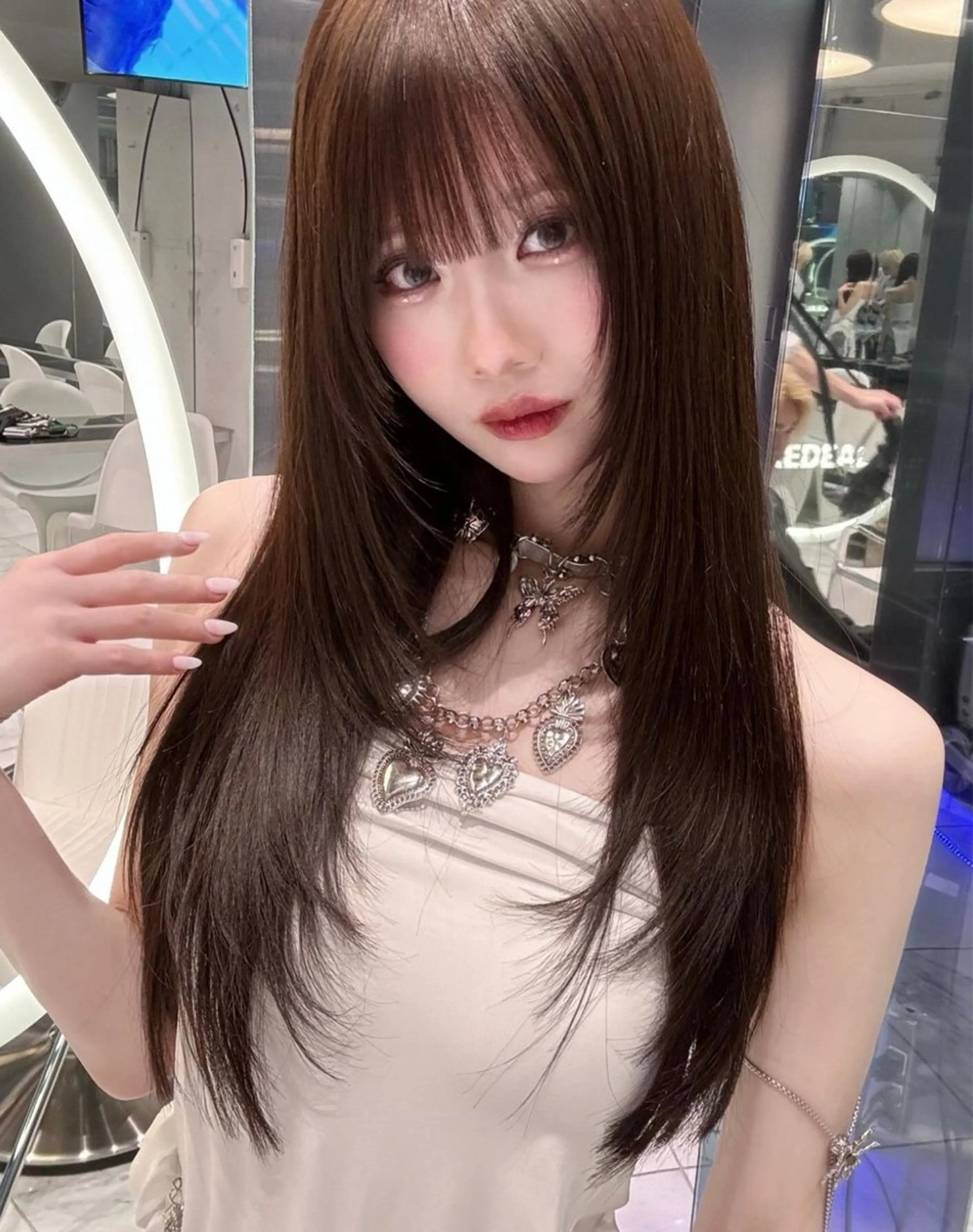 ロング カラー カット ヘアカラー トリートメント SALOWIN三軒茶屋店所属・🇰🇷韓国レイヤー の神様🇰🇷のヘアスタイル