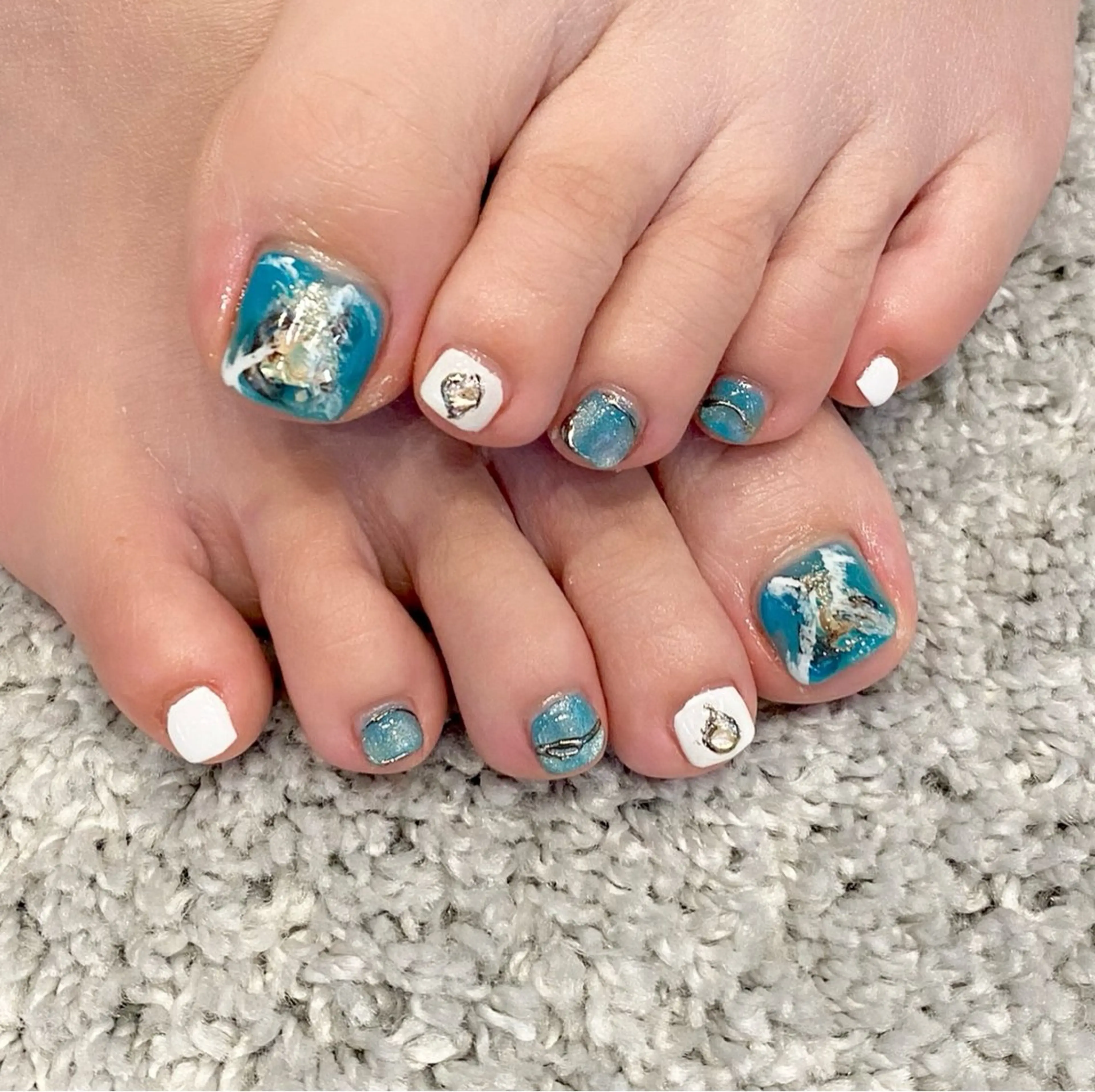 ネイル ニュアンスネイル フットネイル Narumi nailのネイルデザイン