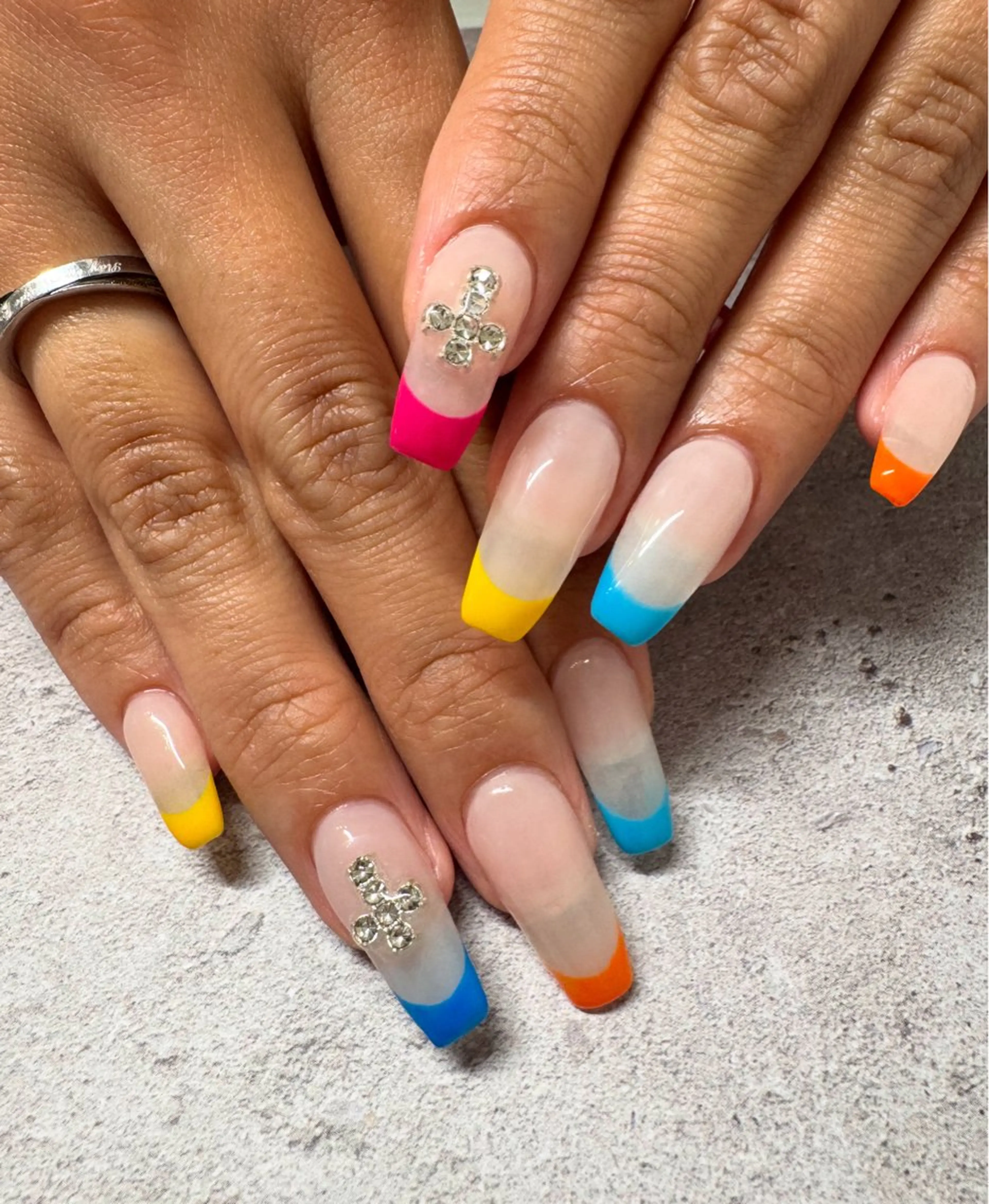 ネイル 長さ出し 持ち込み ハンドネイル coco’s nail所属・ココズ　ネイル れなのネイルデザイン