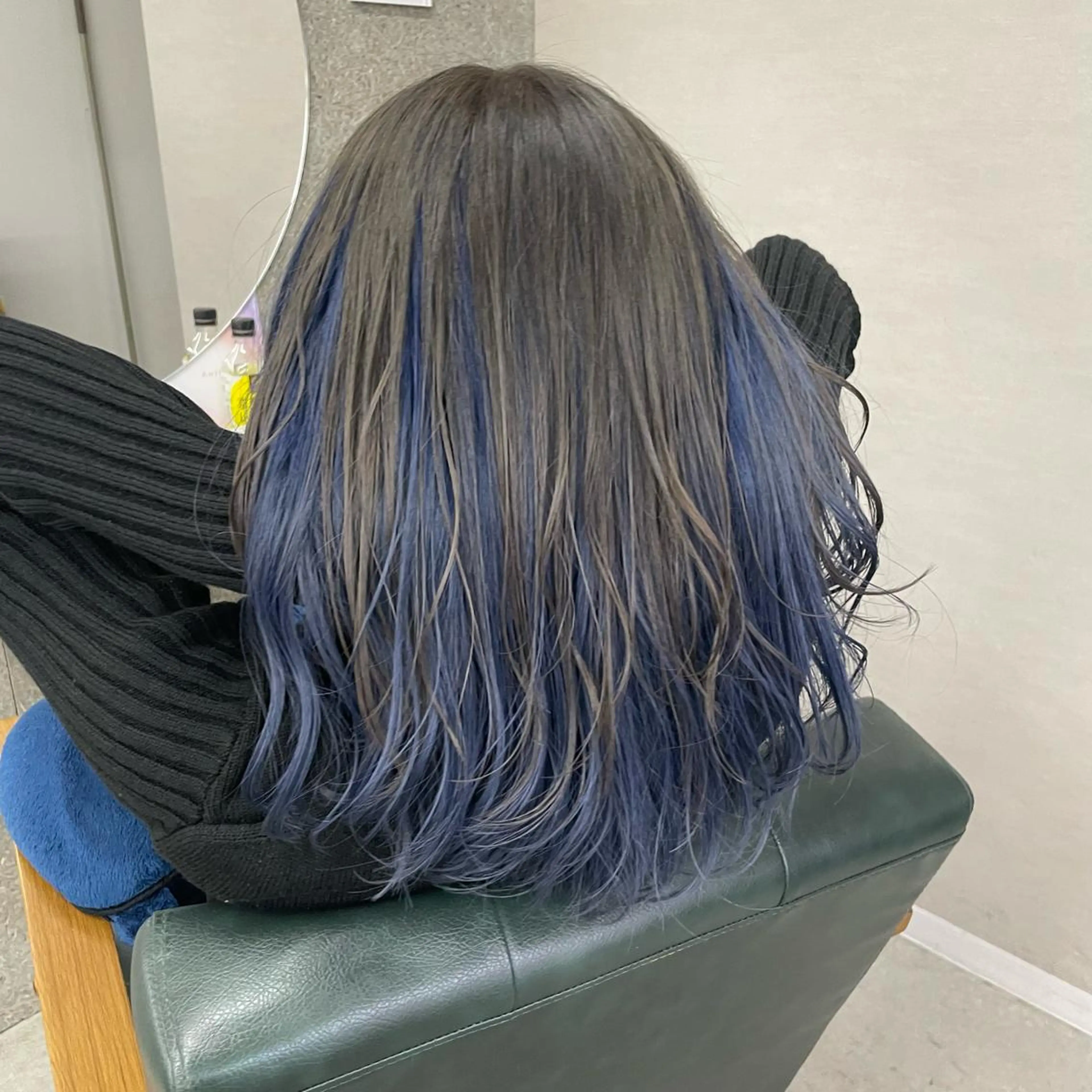 ミディアム カラー ヘアカラー トリートメント Lull (シェアサロンReco VIProom)所属・Lull1人美容室 バレイヤージュのヘアスタイル