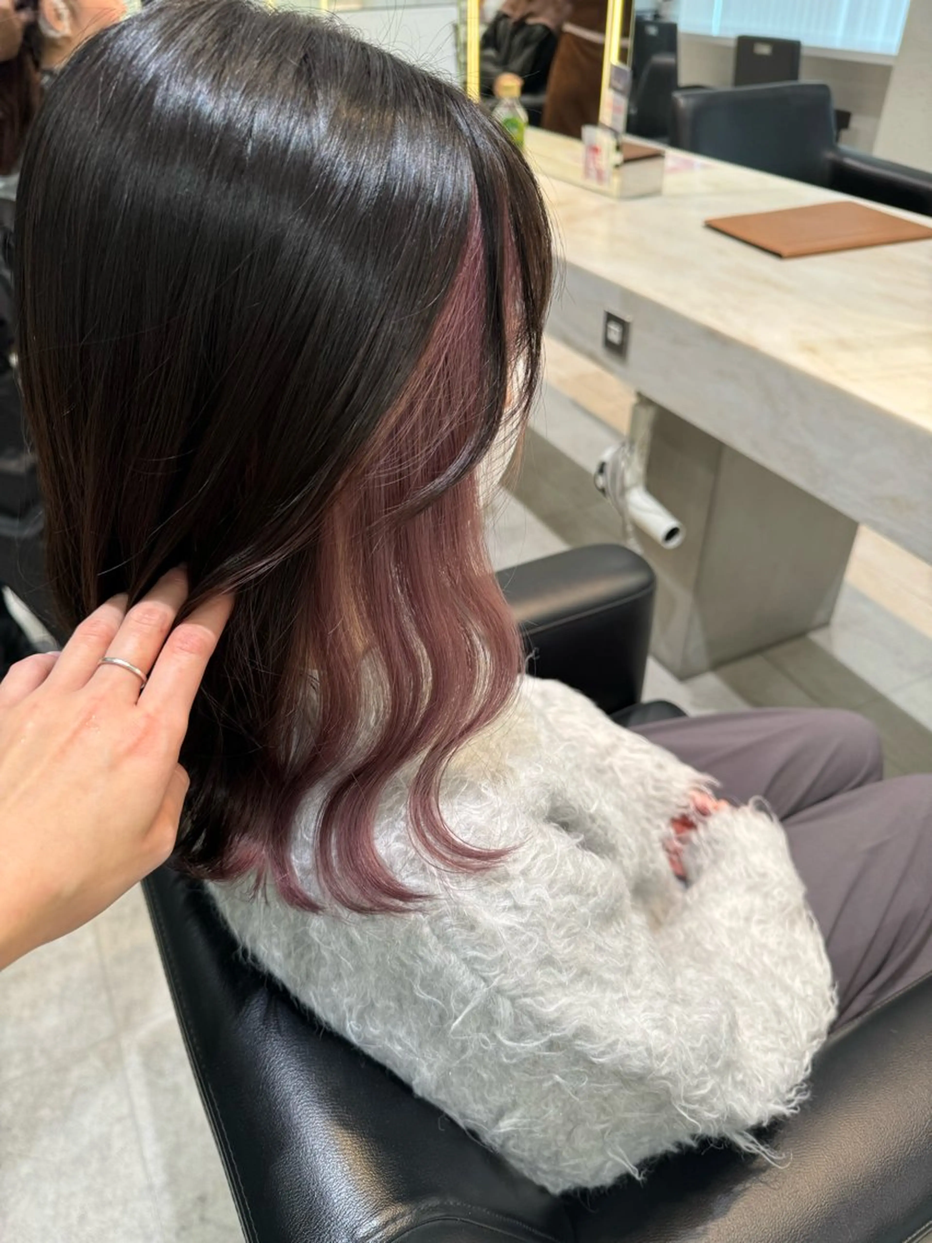 ミディアム カラー ヘアカラー 🍪ﾖｼｲﾊﾙﾈ🍪 ﾗﾍﾞﾝﾀﾞｰｶﾗｰのヘアスタイル