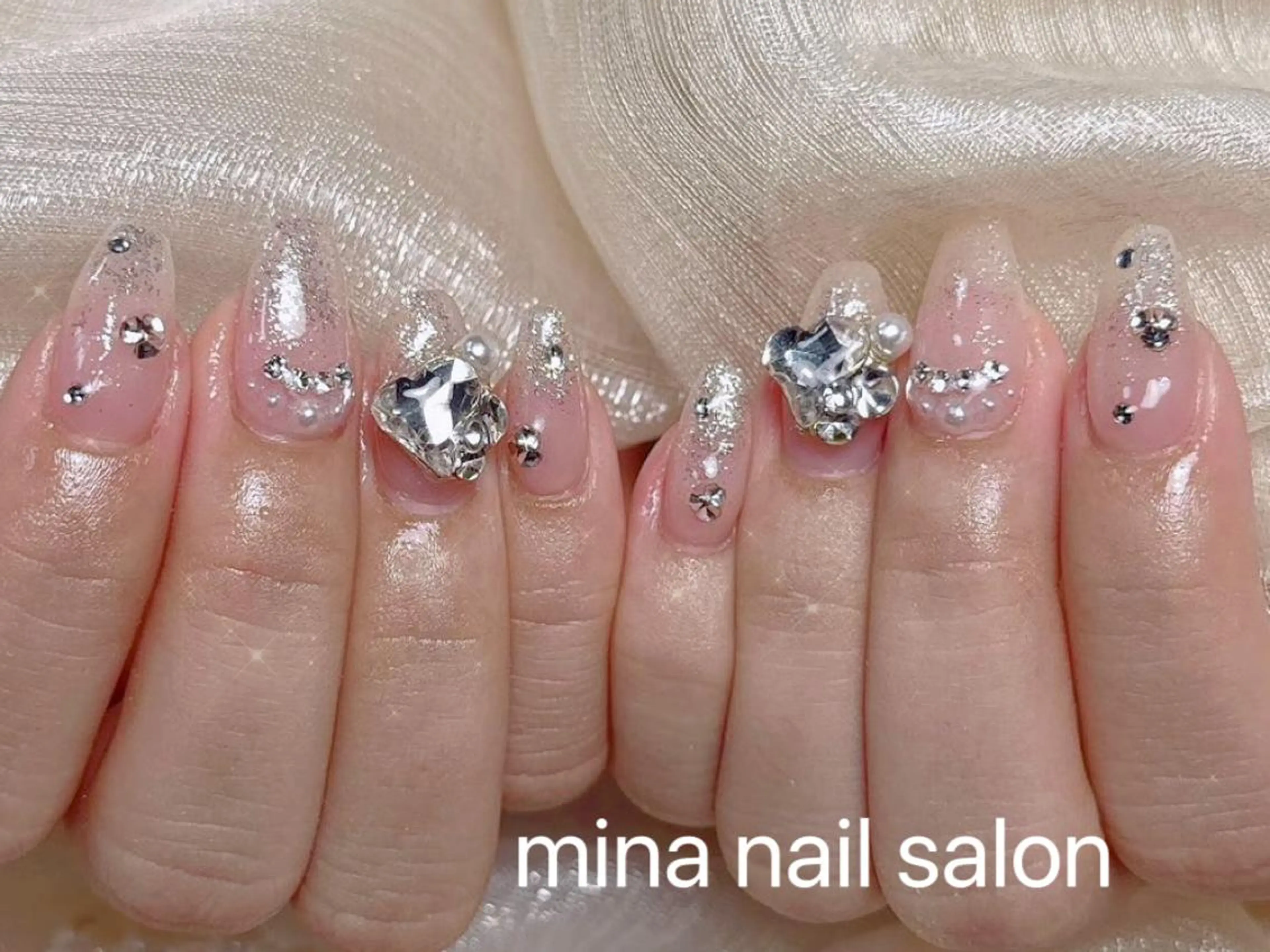 ネイル ハンドネイル 櫻井 ナナのネイルデザイン