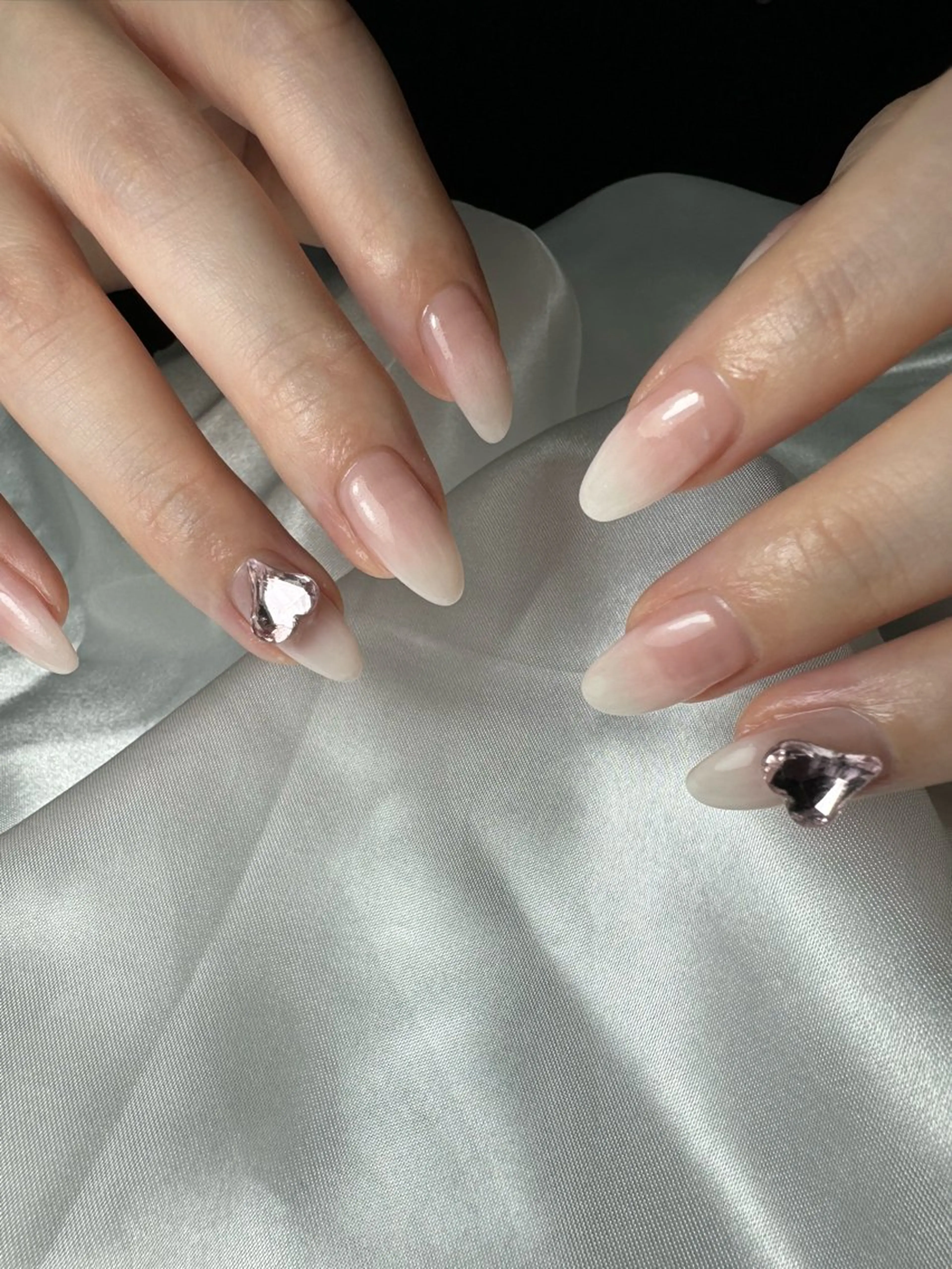 ネイル ジェルネイル 韓国ネイル 持ち込み オフィスネイル パラジェル ハンドネイル flowers nailのネイルデザイン