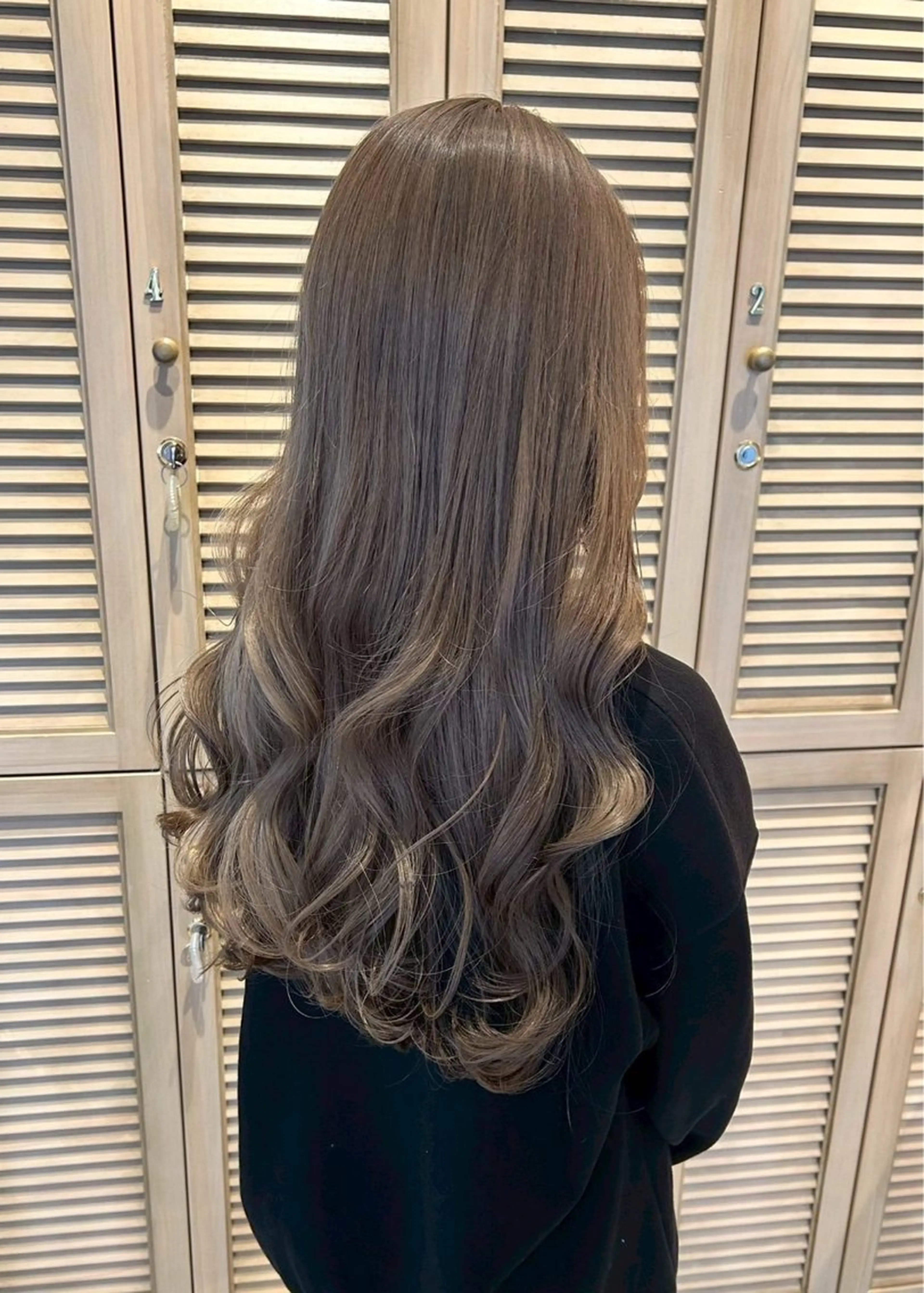 ロング カラー ブリーチ ダブルカラー インナーカラー 髪質改善 韓国風ヘア ヘアカラー elto 四条烏丸⌇ ひ な たのヘアスタイル
