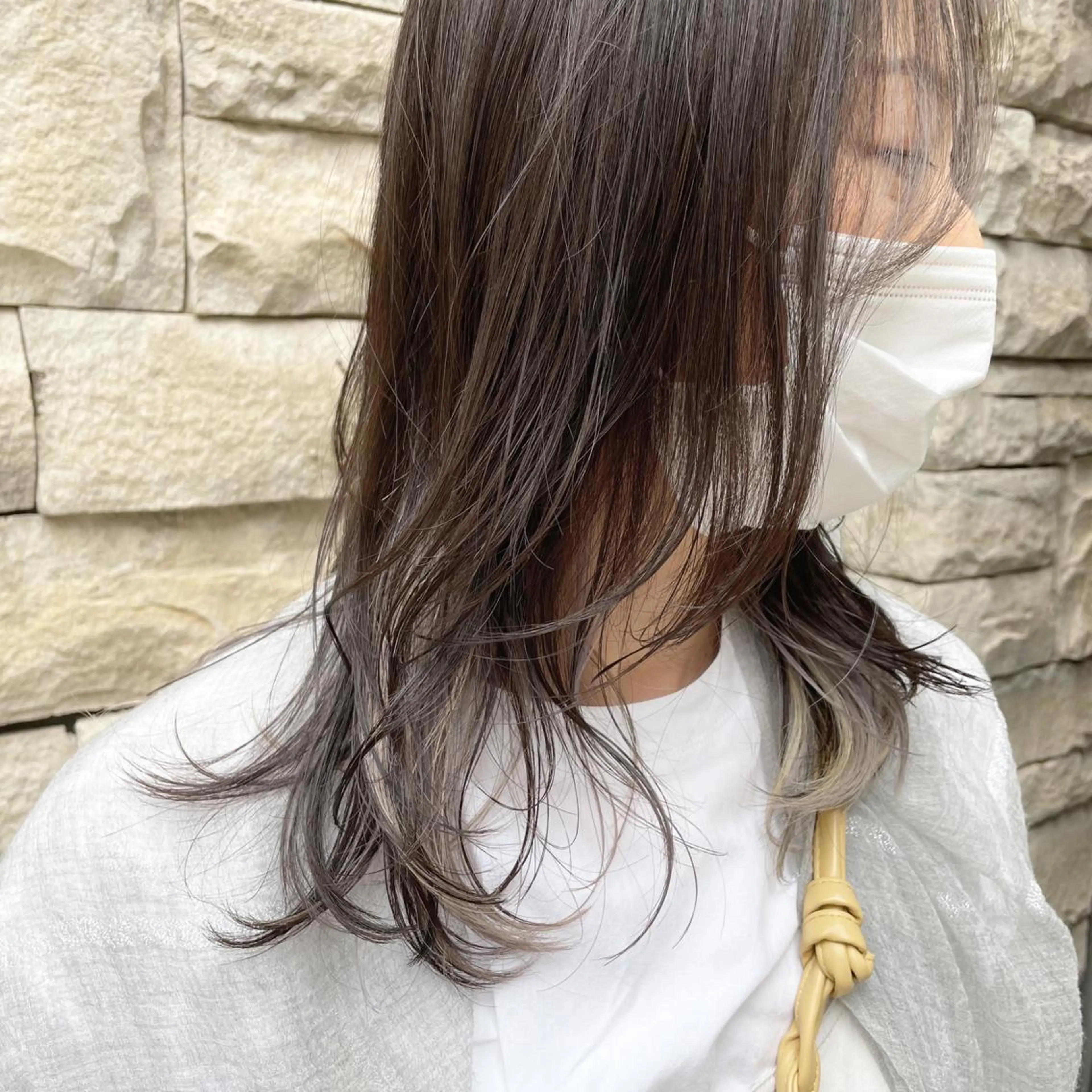 ミディアム カラー インナーカラー EMANON天神所属・Hitomi Ezakiのヘアスタイル