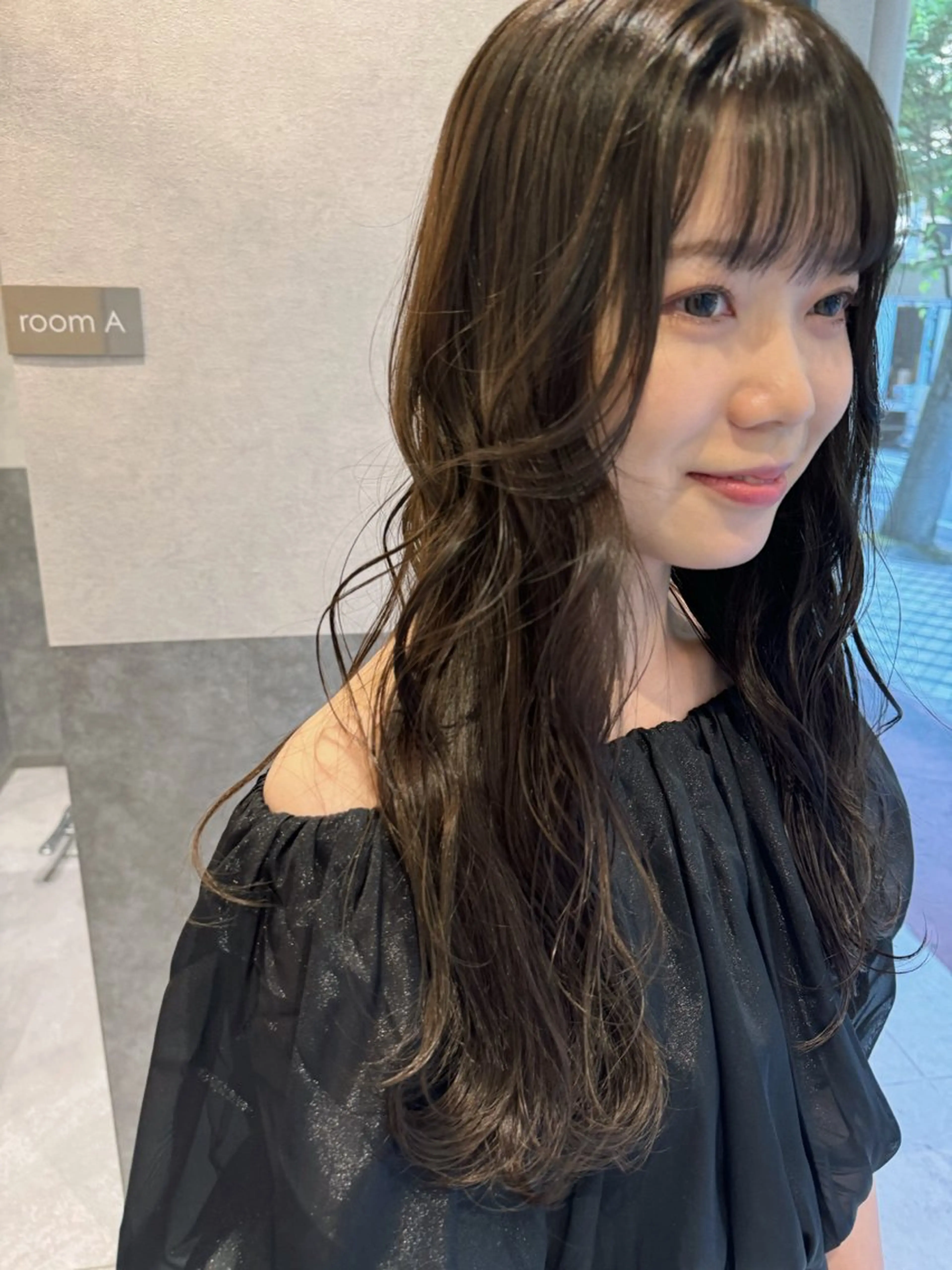 ロング カラー グレージュ イルミナカラー オリーブグレージュ オリーブグレー SALOWIN新潟万代店所属・SaKiho 🎀のヘアスタイル