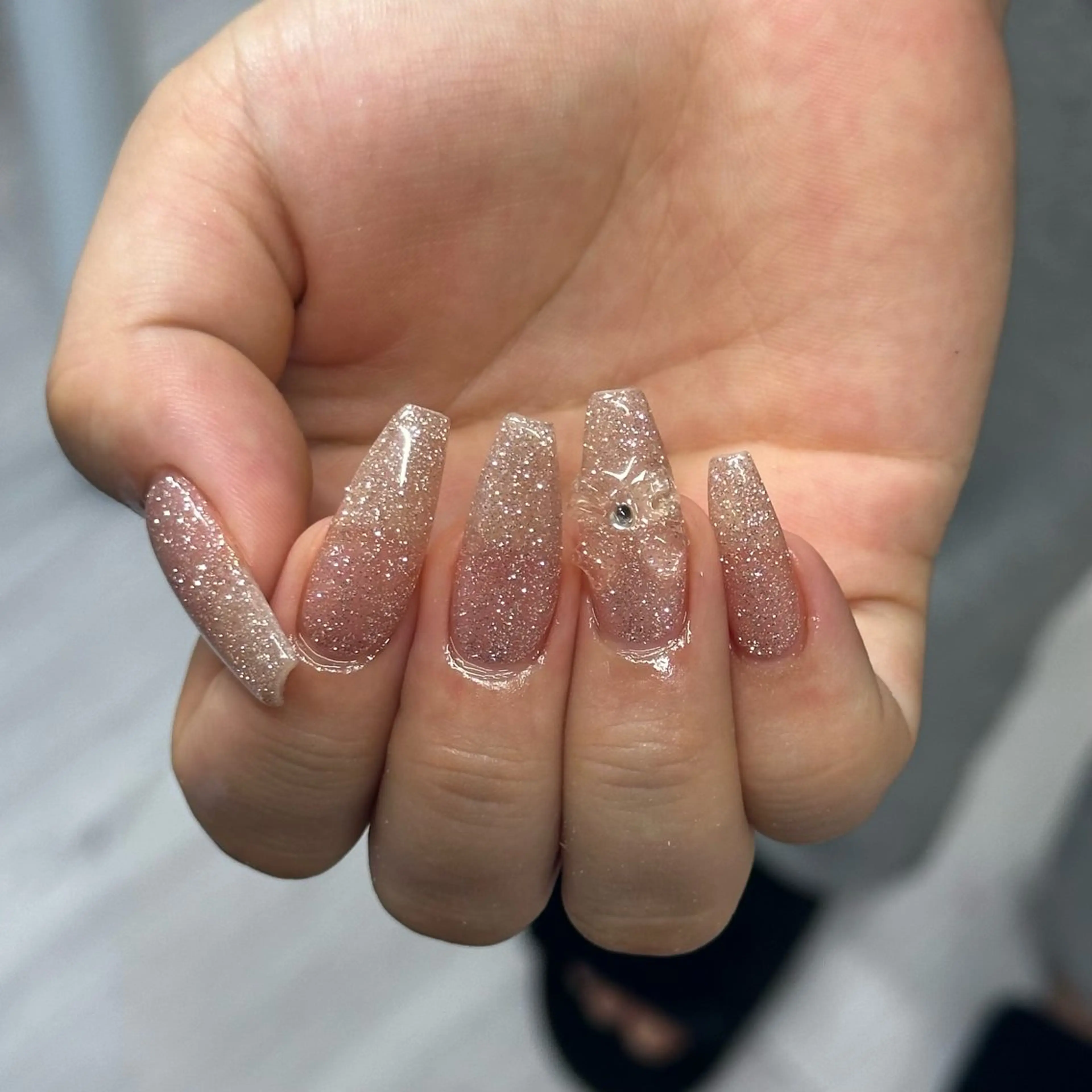 ネイル ハンドネイル Nailist Amiのネイルデザイン