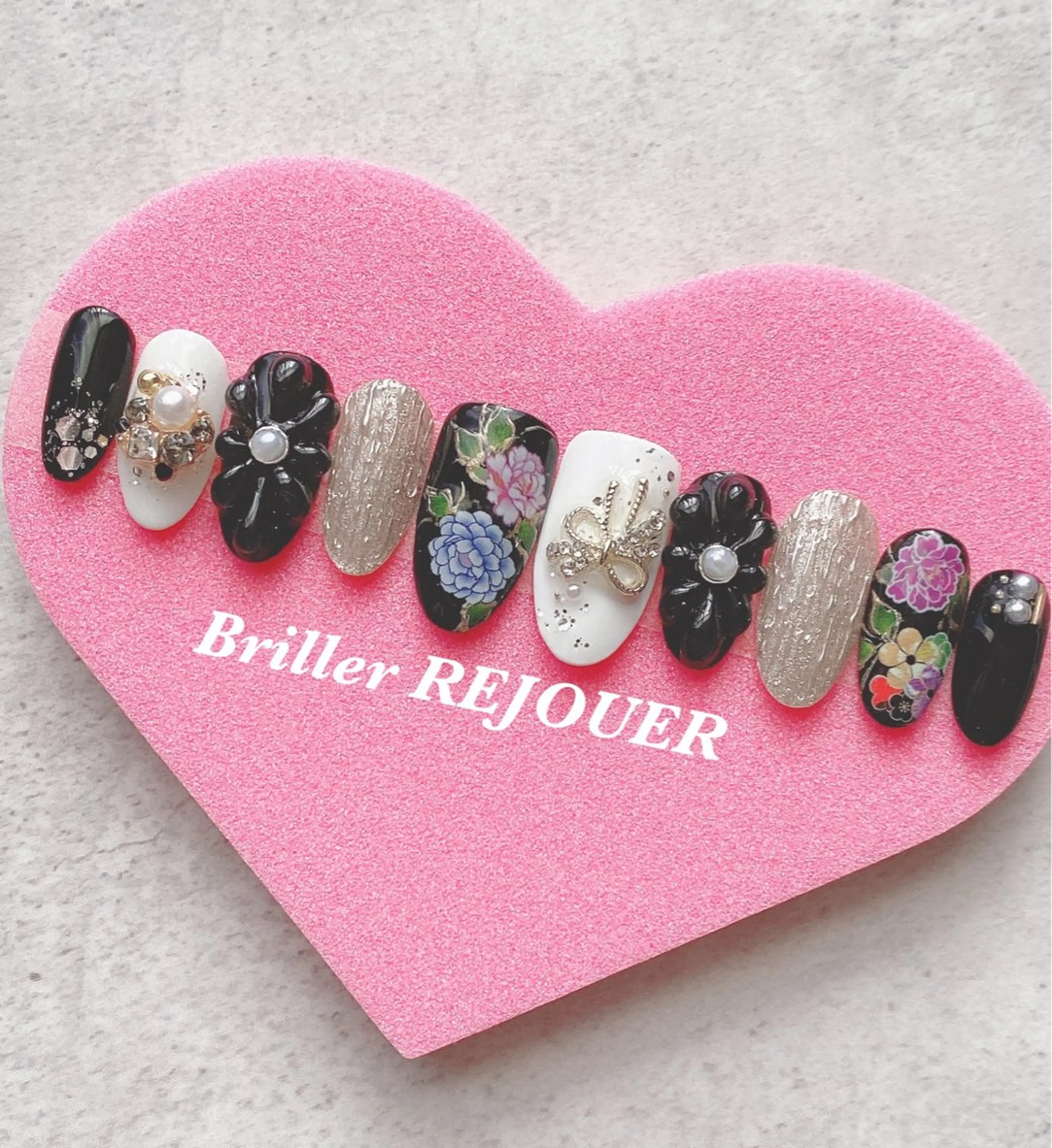 ネイル 成人式 ネイルチップ ネイルサロン&ネイルスクール Briller-REJOUER 【ブリエ・レジュール】所属・Briller Rieのネイルデザイン