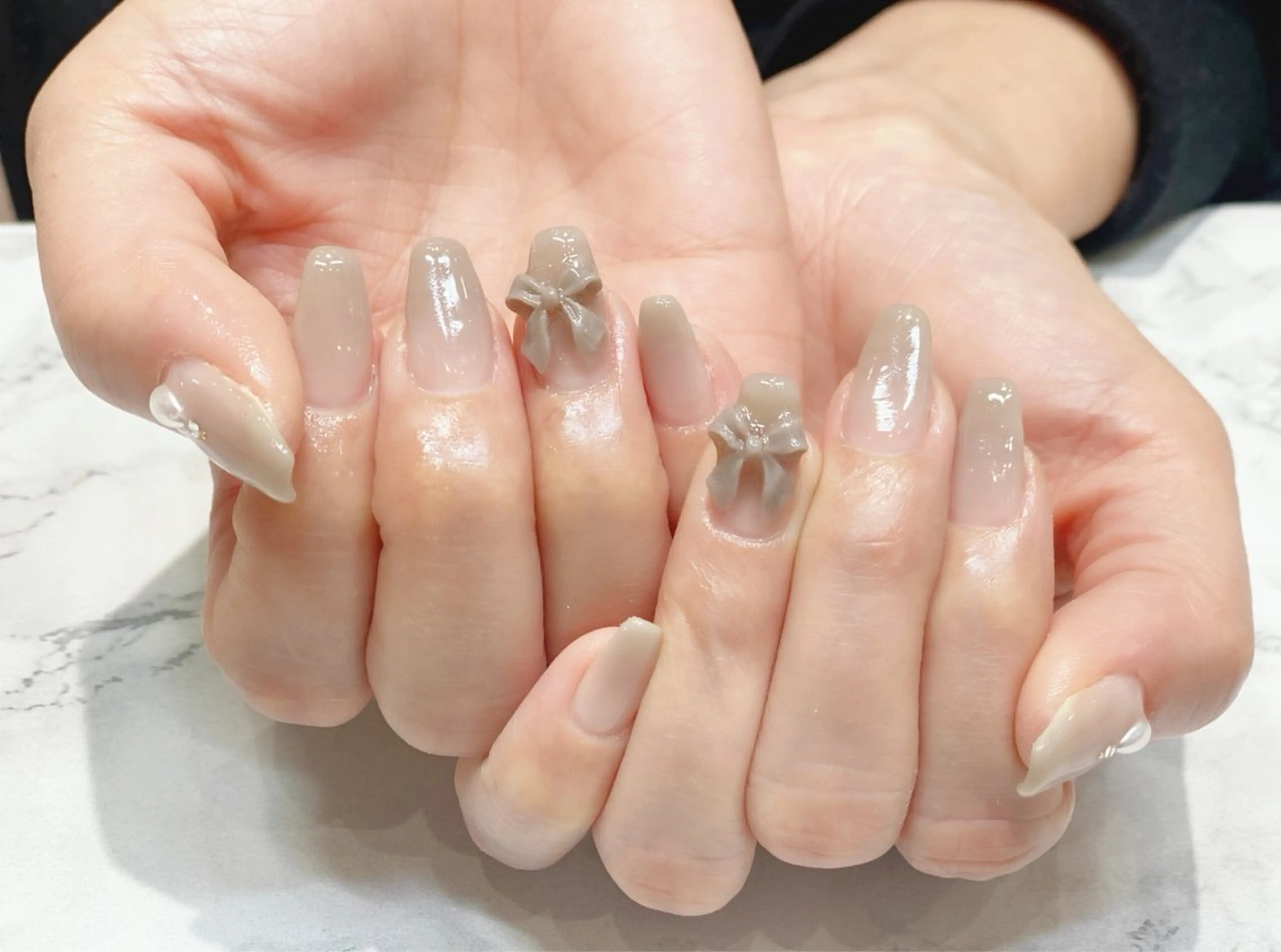 ネイル リボン ハンドネイル ネイルサロン nail_upのネイルデザイン