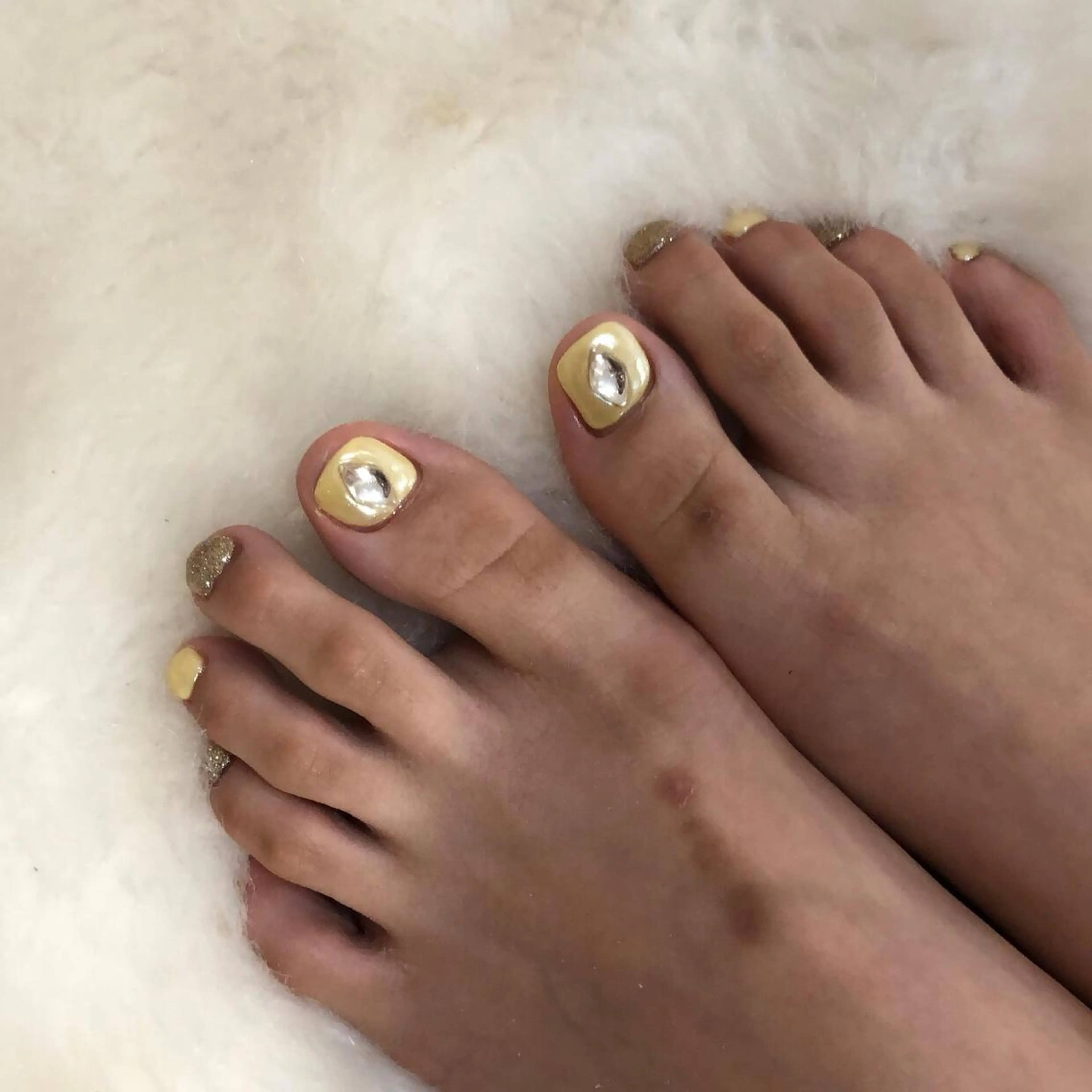 ネイル ハンドネイル フットネイル ハンドケア Nes.Nail所属・Miyagi Asamiのネイルデザイン