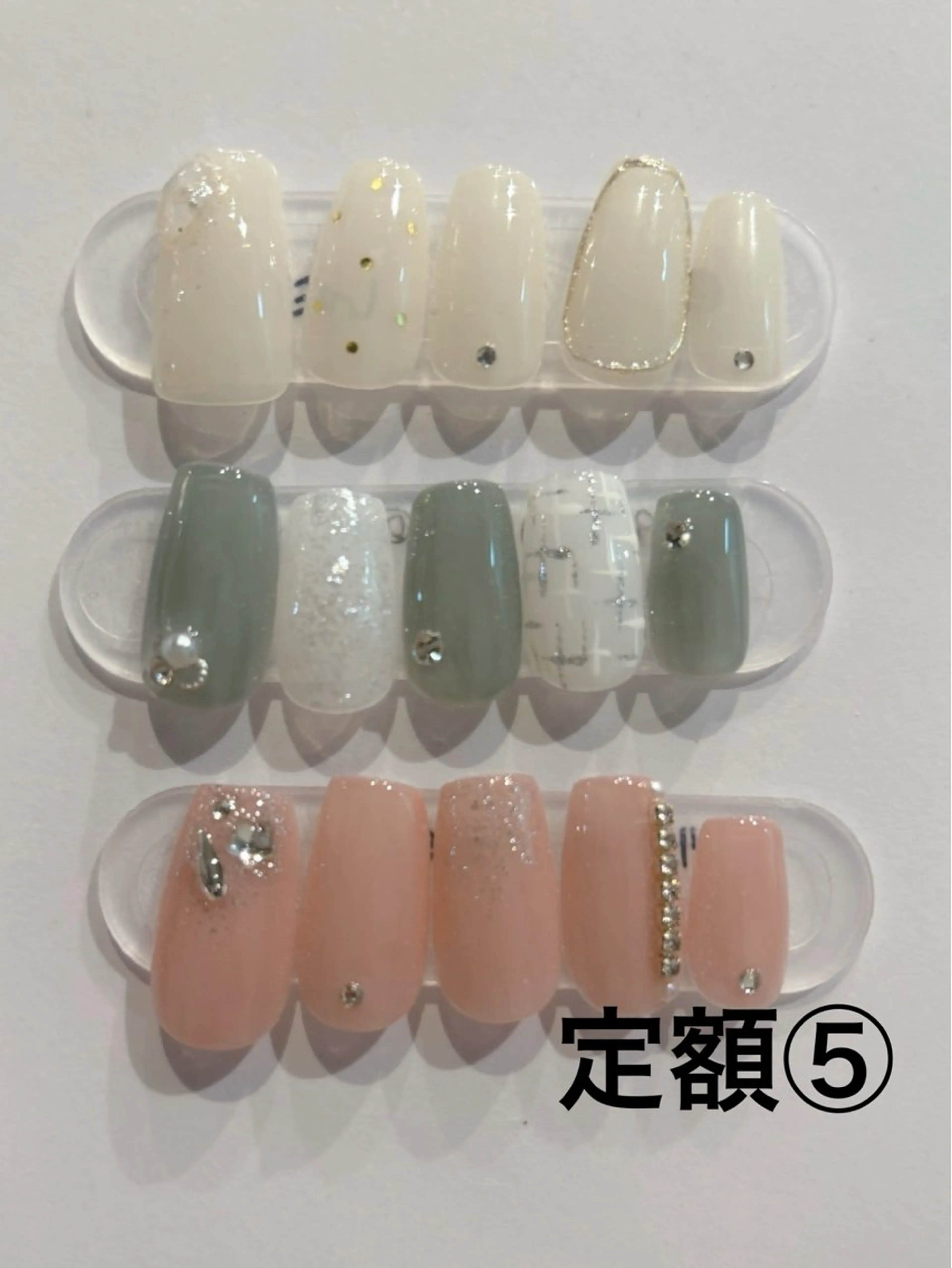 💅定額デザイン⑤（オフ300円）の写真