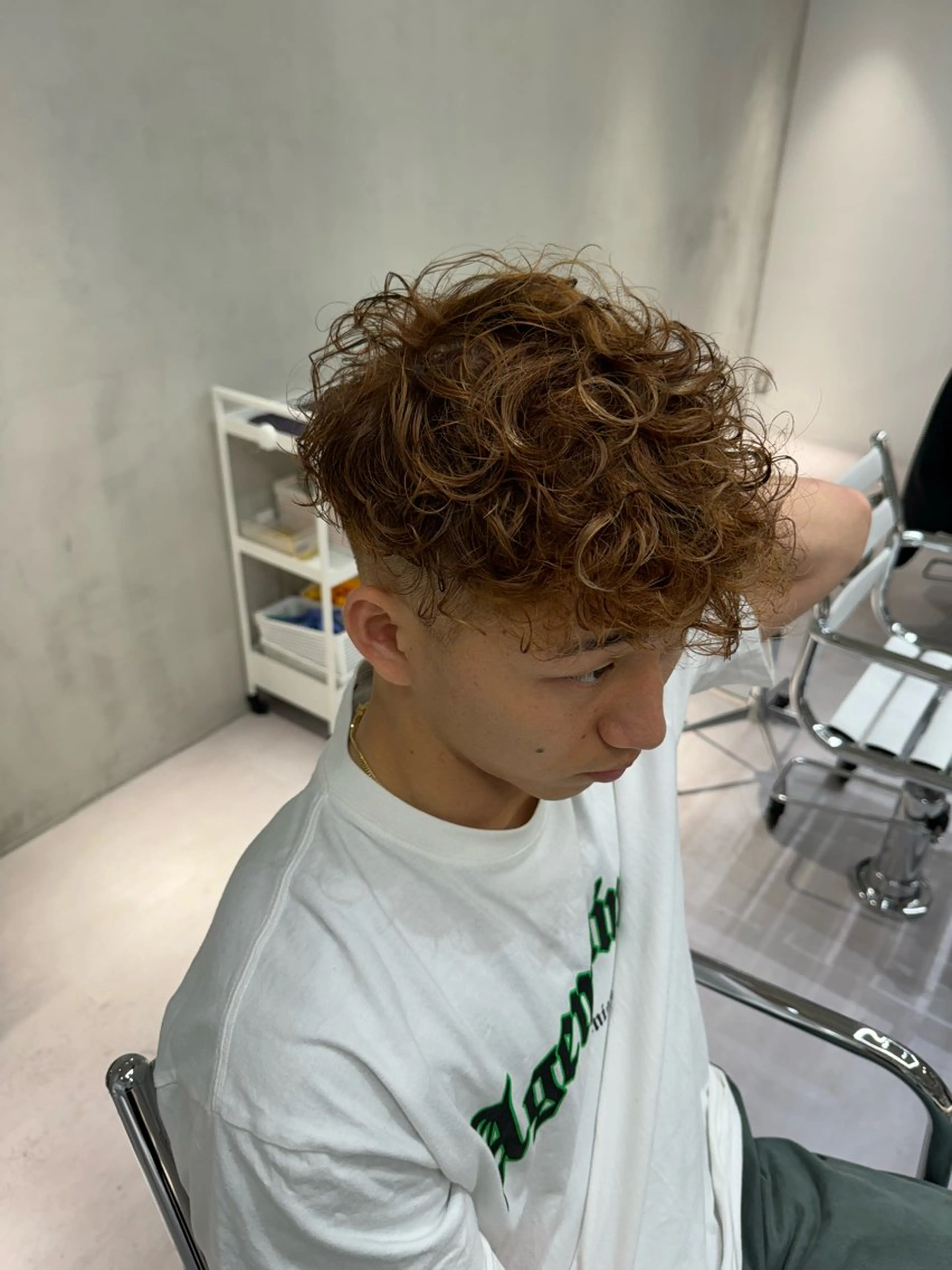 ショート パーマ メンズ 波巻きスパイラルパー マ/シャドウパーマ駿のヘアスタイル