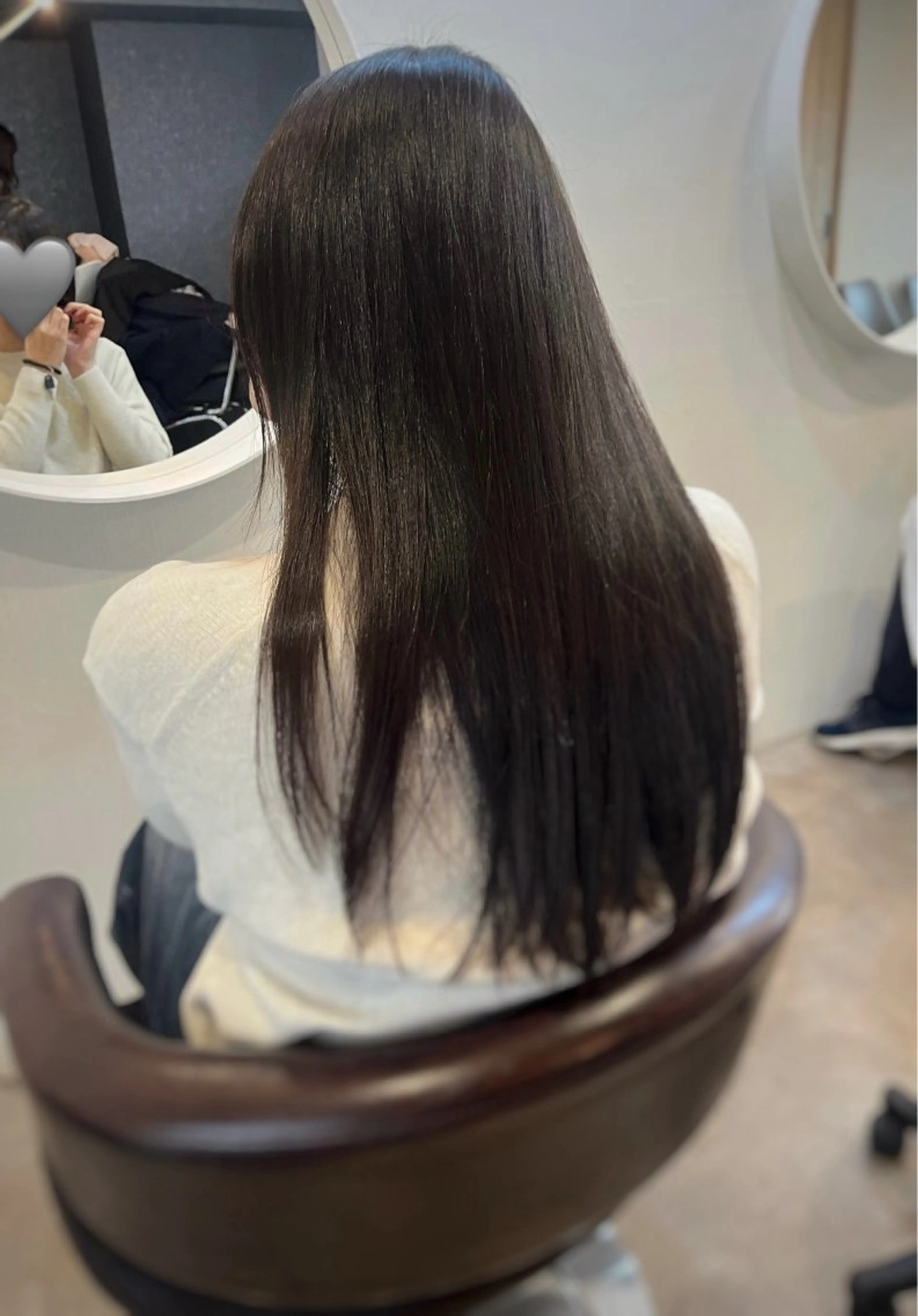 ロング カラー ヘアカラー トリートメント 下石怜子/レイヤー カット/透明感カラーのヘアスタイル
