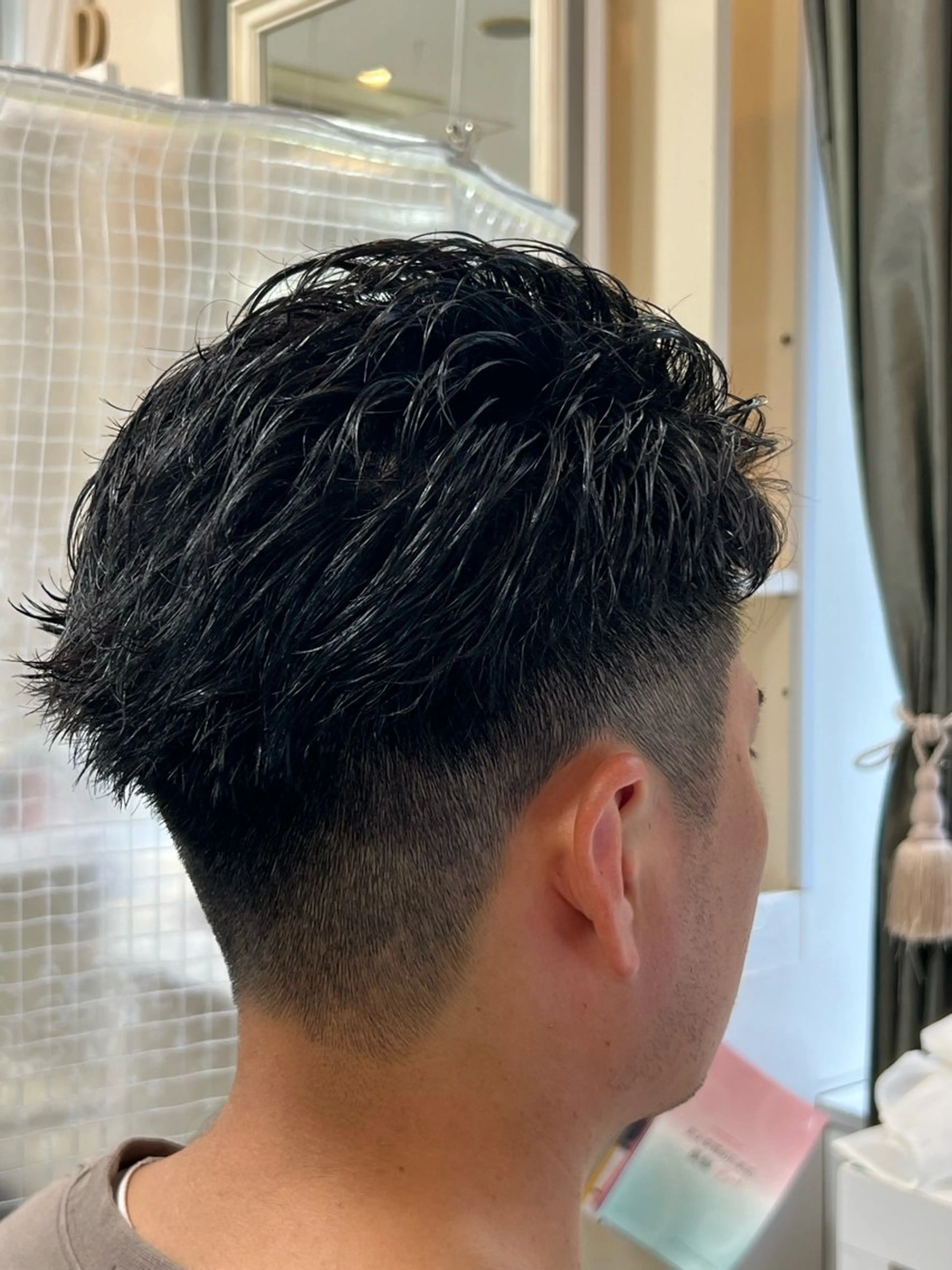 メンズ 刈り上げ 山本 健介のヘアスタイル