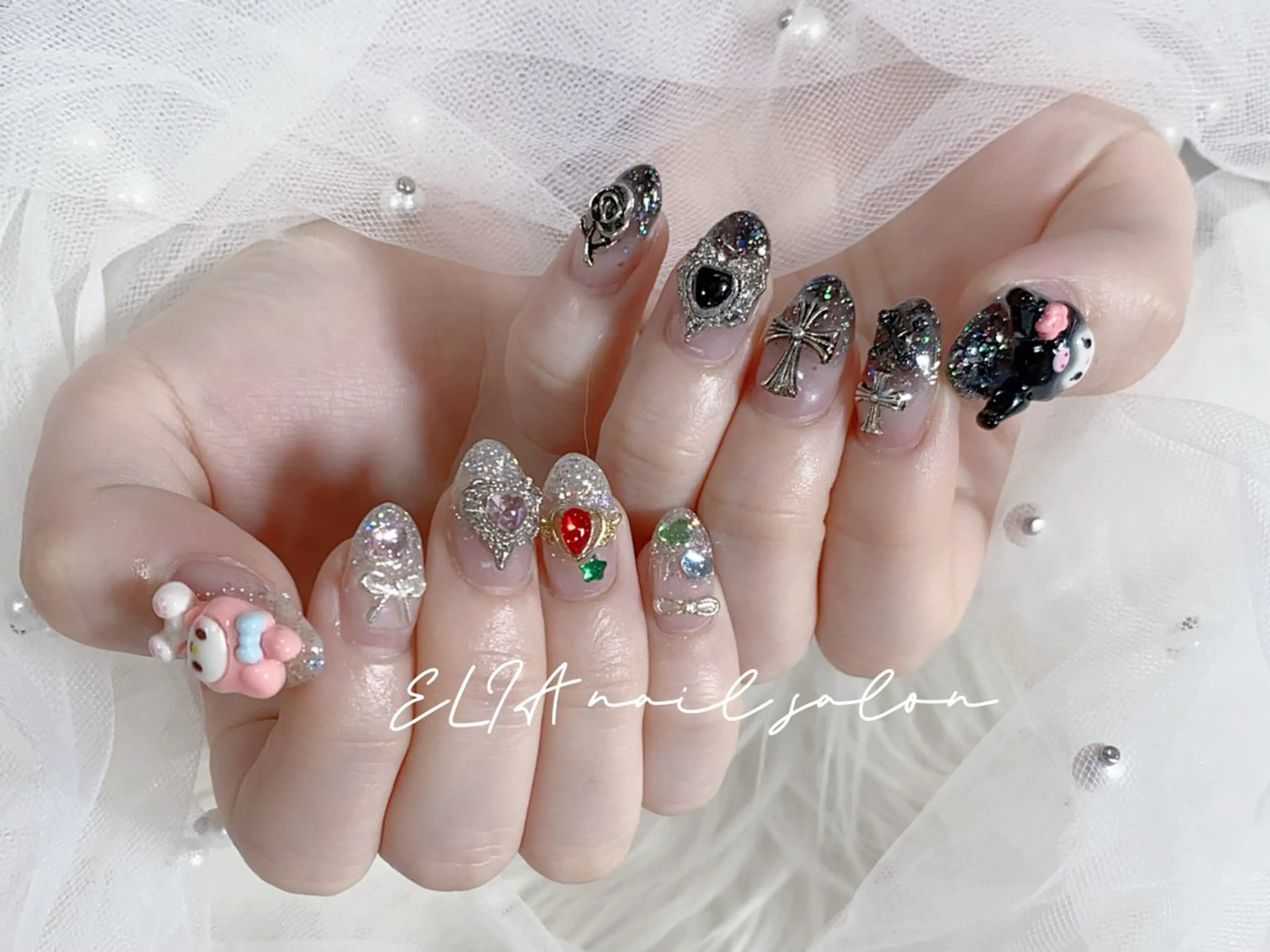 ネイル チークネイル 長さ出し グラデーション ラメ(グリッター) ラメグラデーション ELIA【エリア】 nailsalonのネイルデザイン