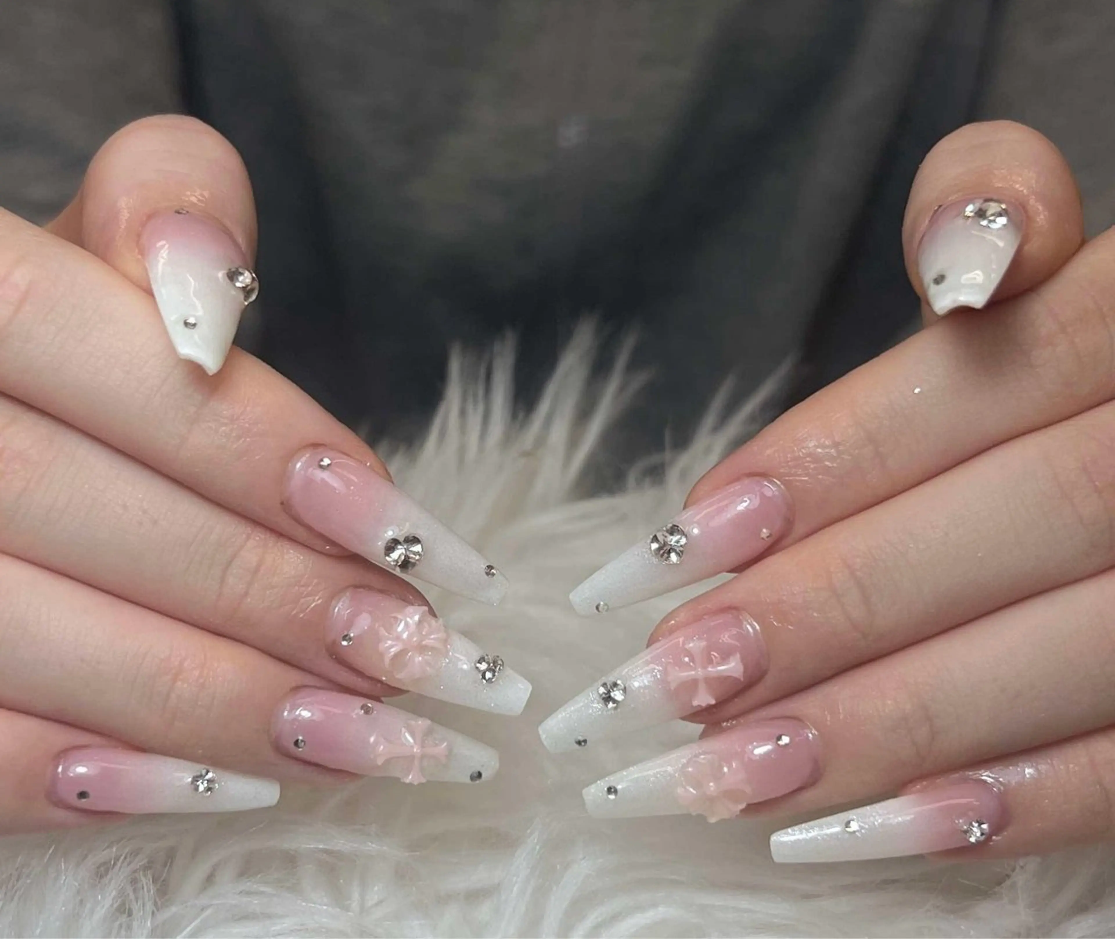 ネイル チークネイル 長さ出し フットネイル マグネットネイル 持ち込み ハンドネイル ANH NAIL ゴテゴテ専門店💎のネイルデザイン